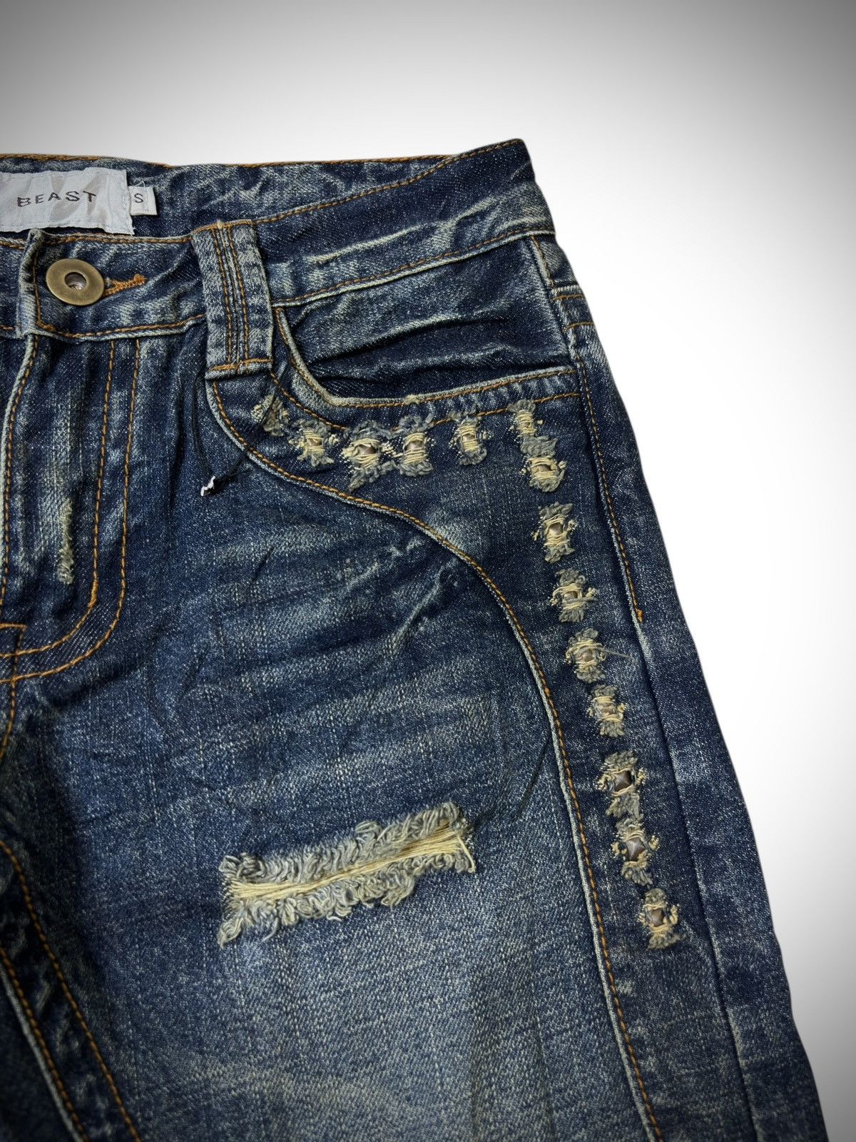 Japanese Brand 2000’s BEAST - Distressed Studded Flared Japanese Jeans Size US 29 - 3 Thumbnail