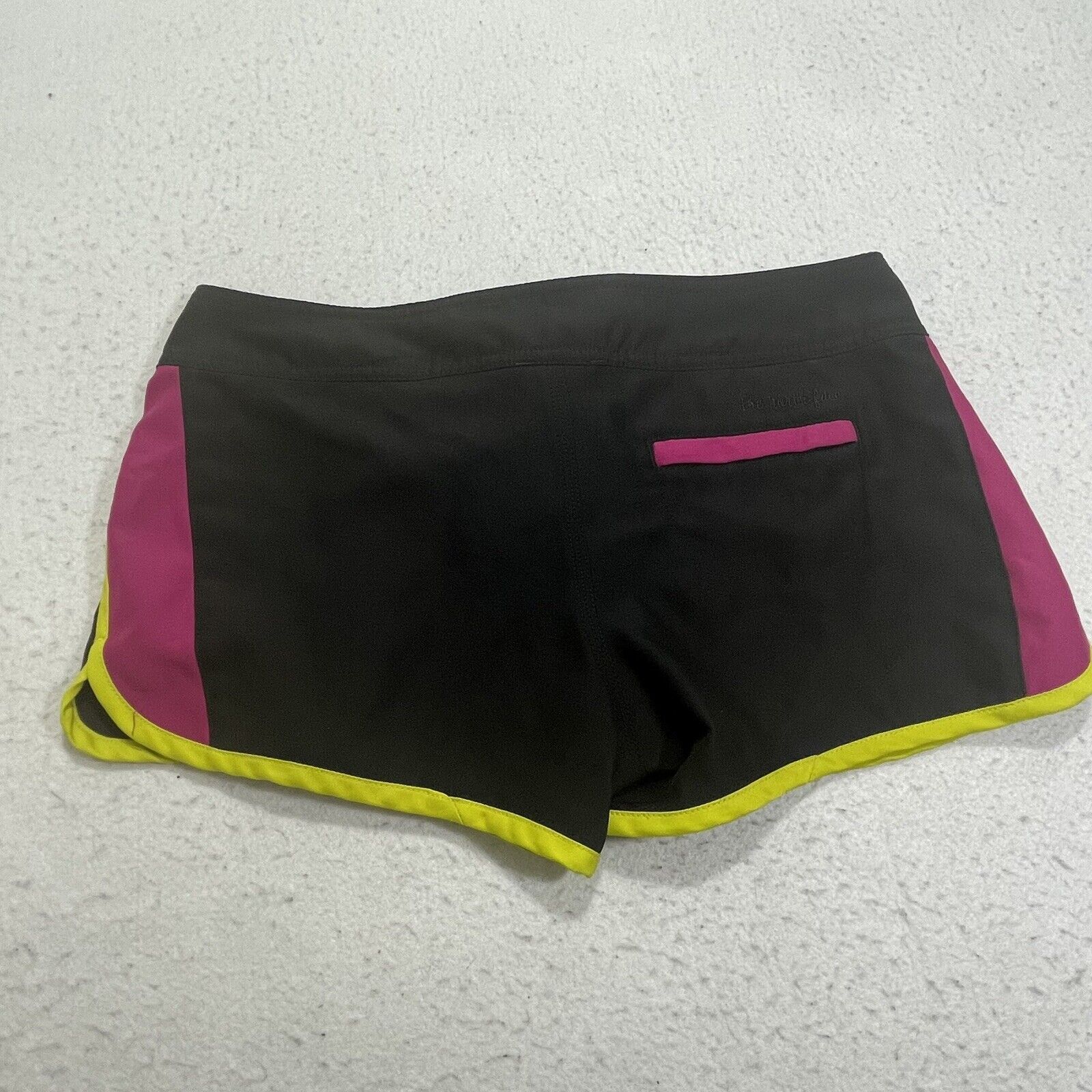 The North Face The North Face Short 3" Inseam Athletic Neon Shorts Size 27" / US 4 / IT 40 - 12 Thumbnail