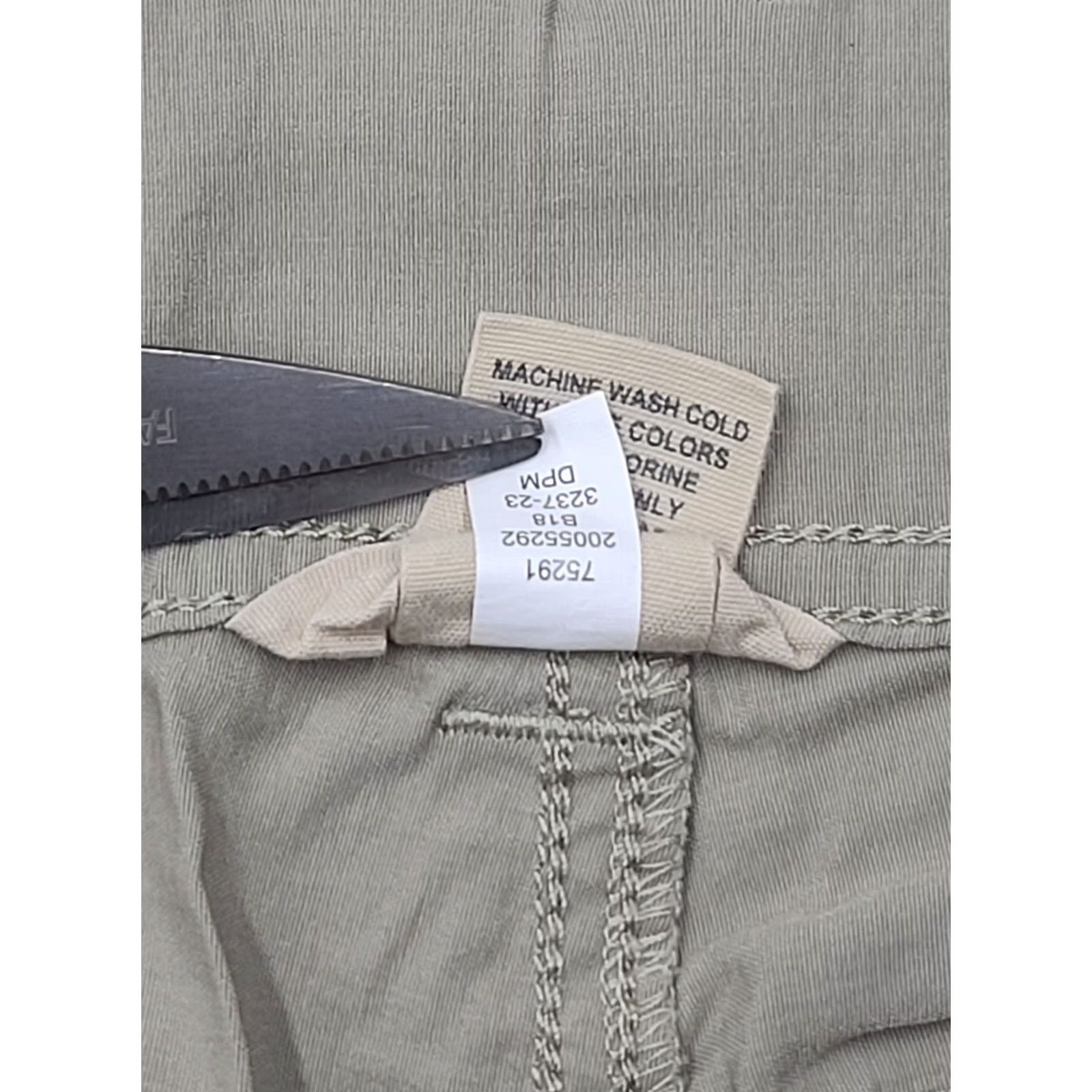 Vintage Duluth Trading Flexpedition Convertible Pants Womens 8x29 Cargo Beige Nylon Spandex Straight Leg Outdoor Travel Workwear Mens? Size 30" / US 8 / IT 44 - 4 Thumbnail