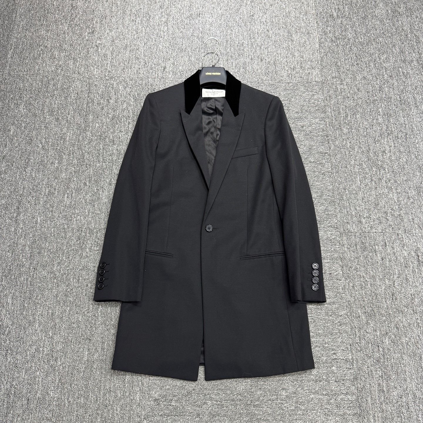 Saint Laurent Paris Saint Laurent Velvet Collar Wool Coat Size S Size US S / EU 44-46 / 1 - 1 Thumbnail