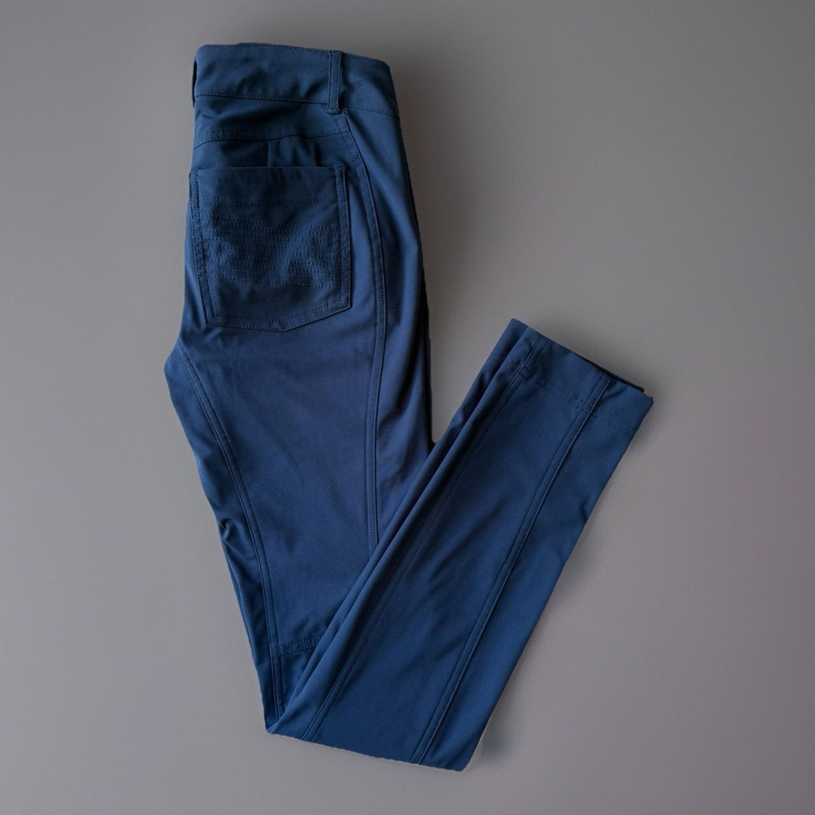 Lululemon Lululemon Pants Women's 4 Navy ABC City Sleek Utility Size 27" / US 4 / IT 40 - 1 Thumbnail