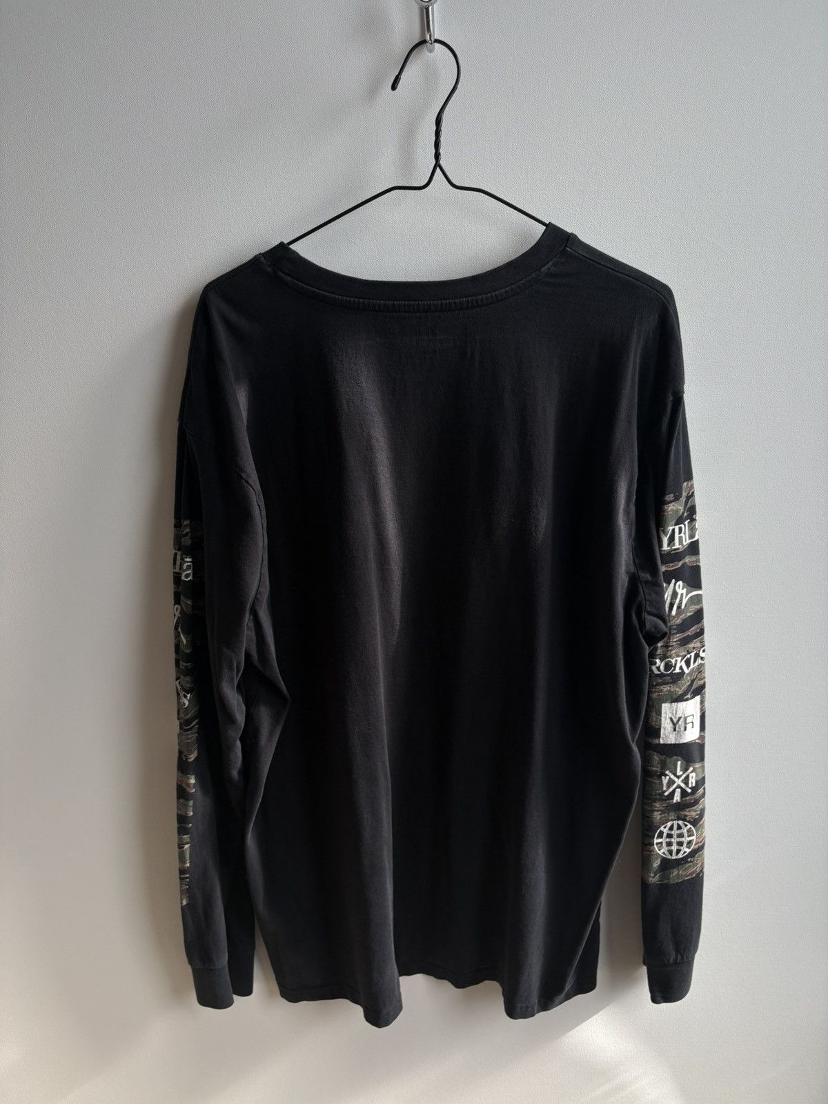 Young And Reckless Streetwear Hype Young and Reckless Long Sleeve T-shirt Size US XL / EU 56 / 4 - 8 Thumbnail
