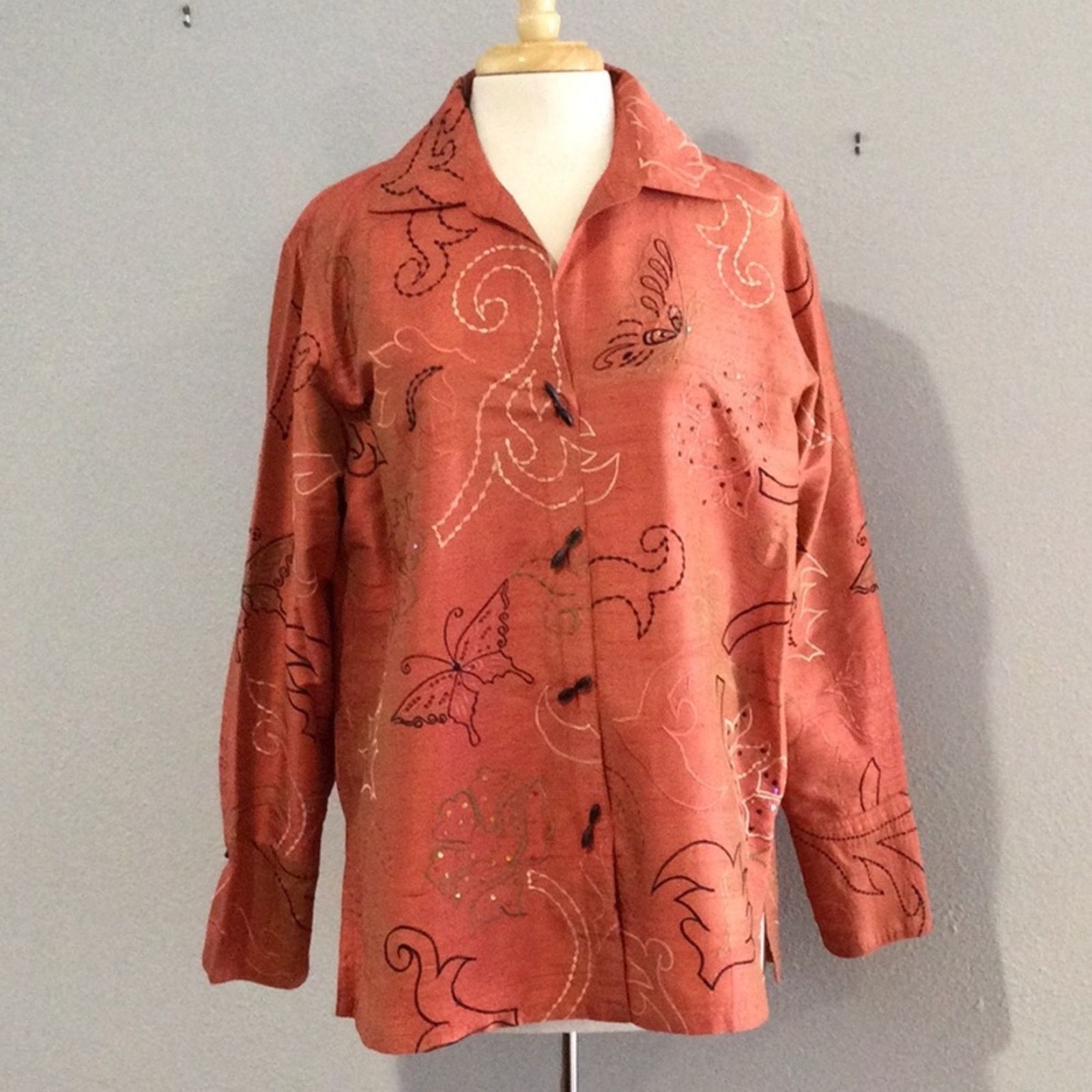 Other Yak Magik 100% Silk Embroidered Sequins Toggle Jacket M Size M / US 6-8 / IT 42-44 - 1 Thumbnail