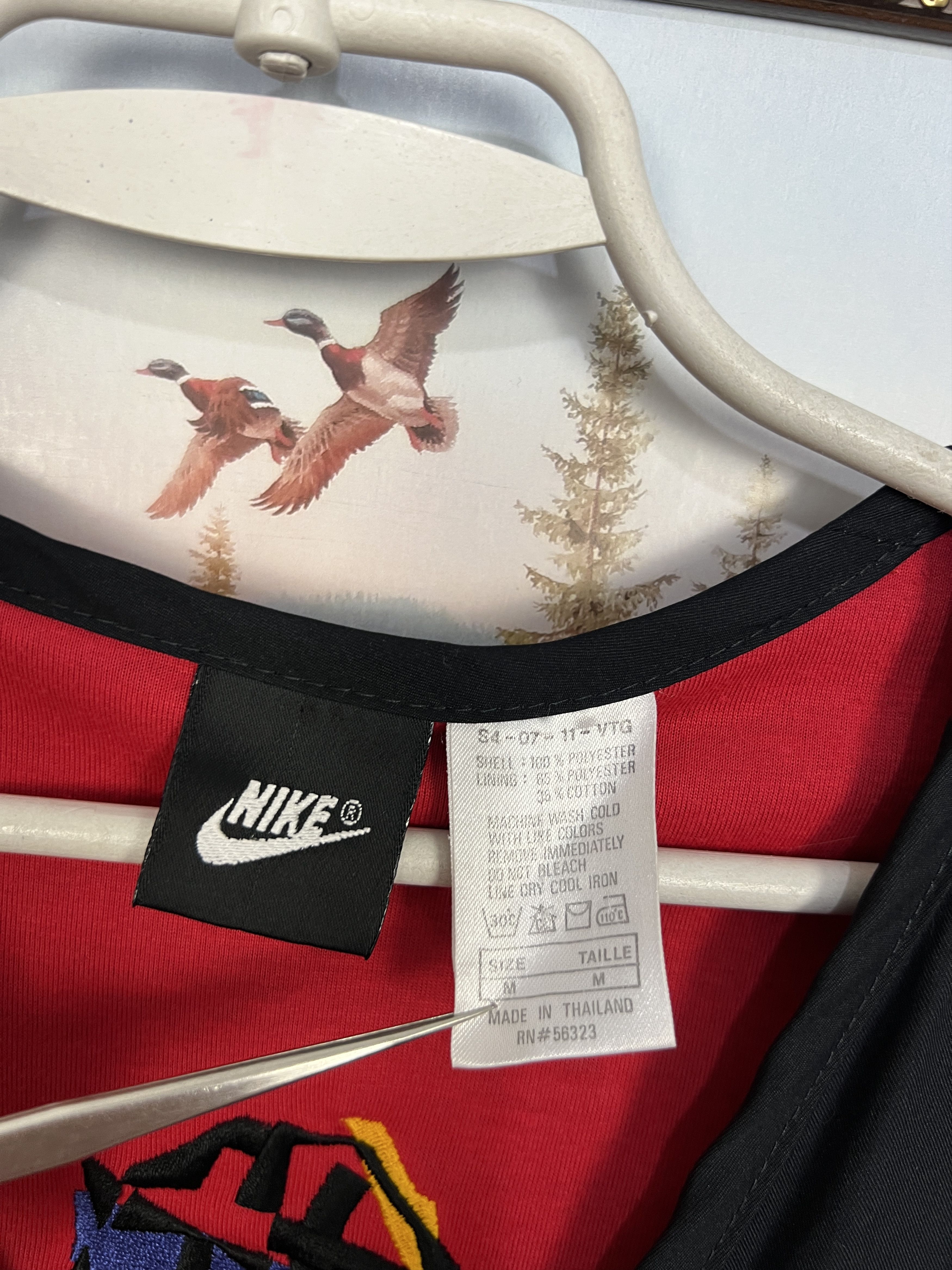 Nike Vintage 90's Nike Air Jordan Vest Body Warmer Gilet Size US M / EU 48-50 / 2 - 7 Thumbnail