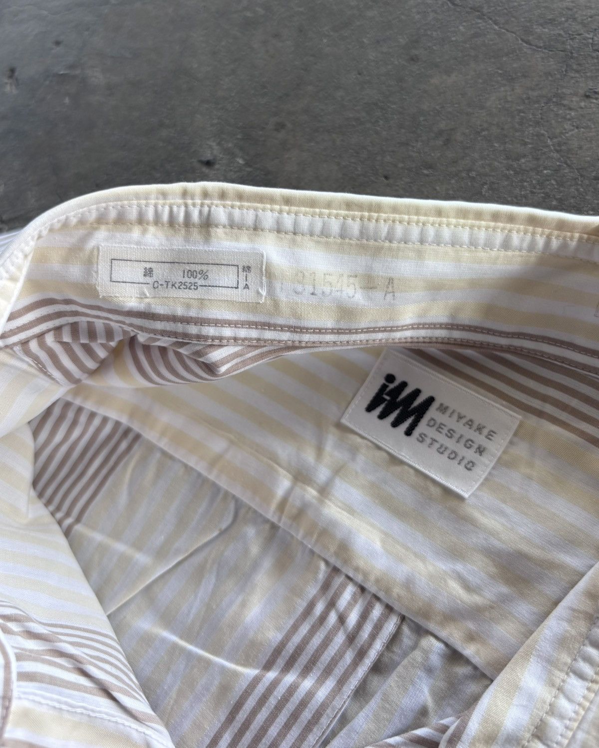 Issey Miyake × Japanese Brand Issey Miyake Design Studio Brown Button Up Shirt Size US L / EU 52-54 / 3 - 4 Thumbnail