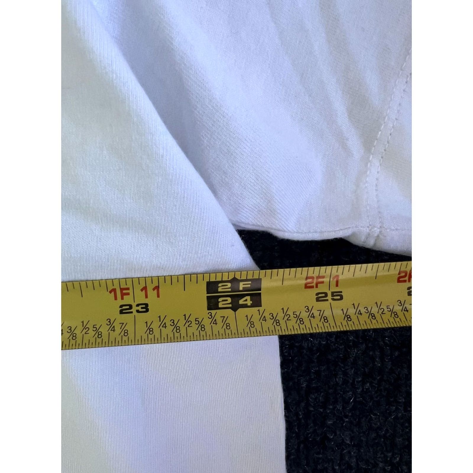 Levi's Levi's Mens T-Shirt 3XL White Graphic Print Back Aurora Borealis Nature Natual Wonders Crew Neck Short Sleeve Logo Tee Modern Vintage No N/A Size US XXL / EU 58 / 5 - 6 Thumbnail
