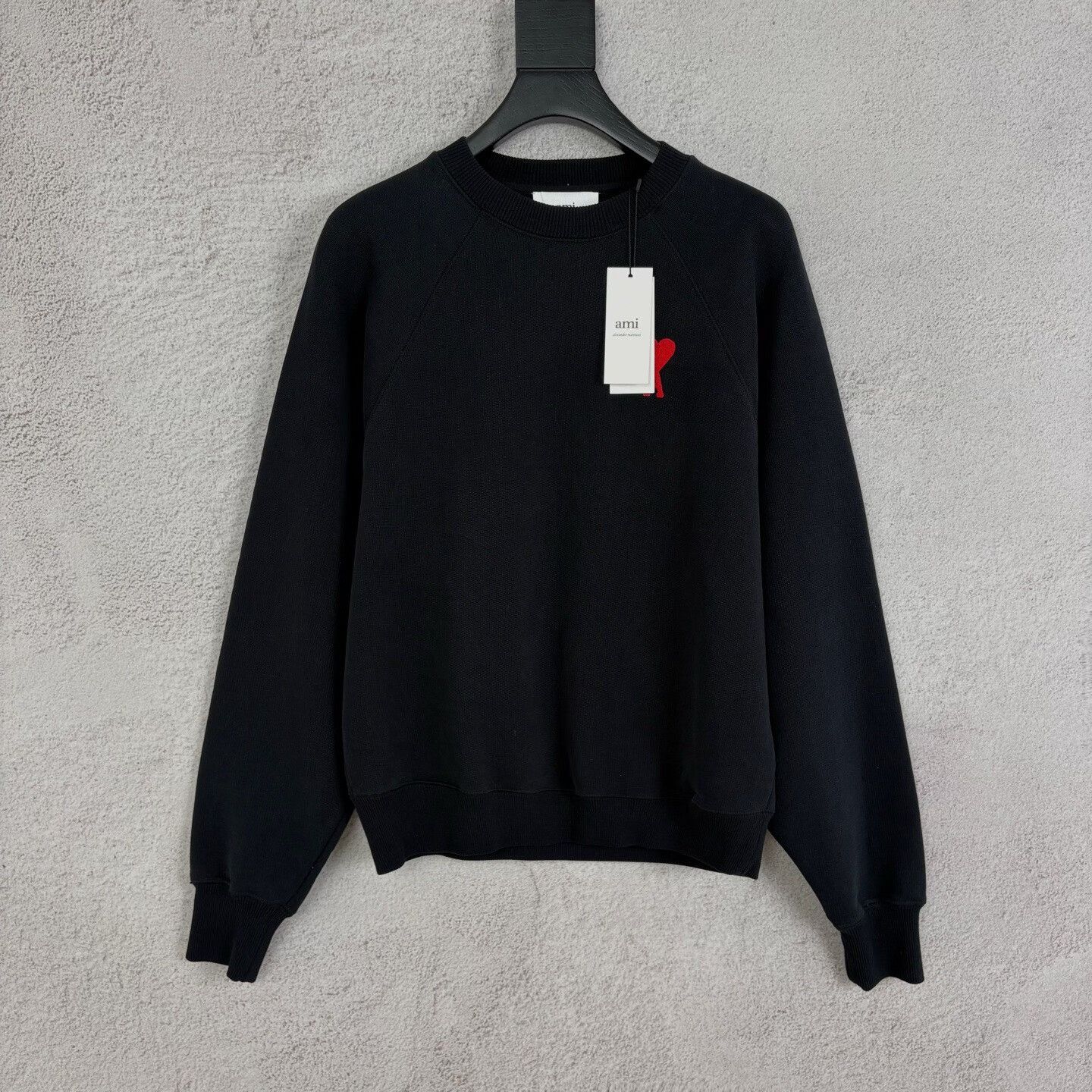 Other AMI Small Heart Embroidered Round-Neck Sweatshirt, Black| Size S / US 4 / IT 40 - 1 Thumbnail