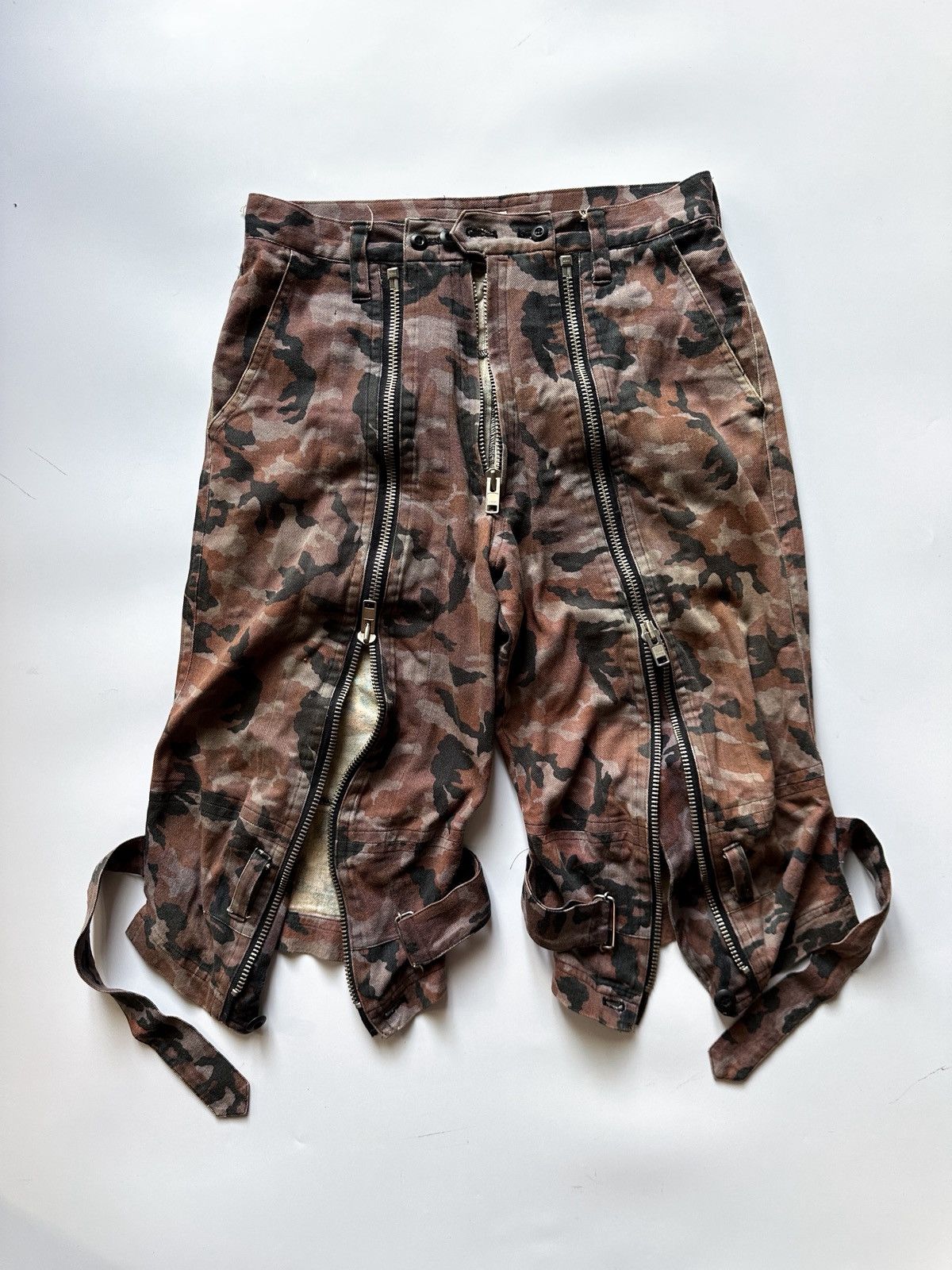 Le Grande Bleu (L.G.B.) 1990s MILKBOY by Hitomi Okawa Removable Camo Multi Zip Pants Size US 31 - 2 Thumbnail