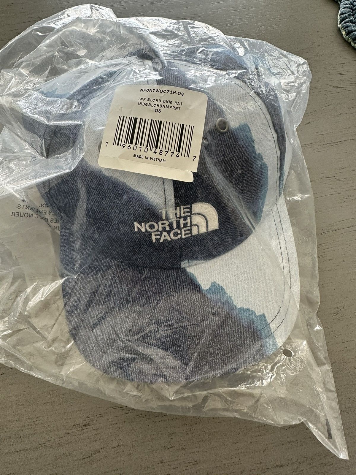 Supreme × The North Face Supreme x The North Face Bleached Denim Print 6 Panel Hat Size ONE SIZE - 9 Thumbnail