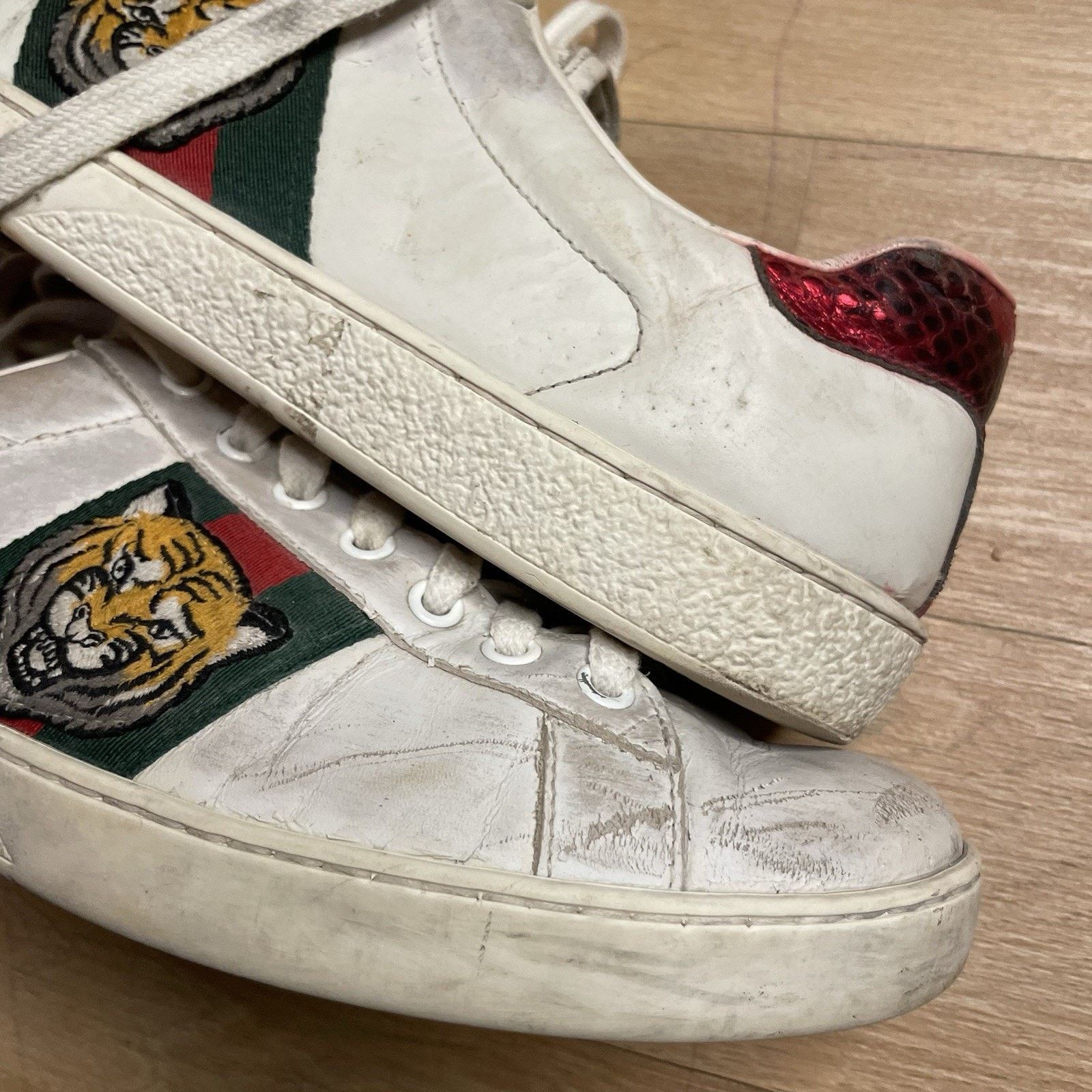 Gucci Gucci Ace Sneakers Tiger Low-Top Trainers shoes leather mens Size US 8 / EU 41 - 14 Thumbnail