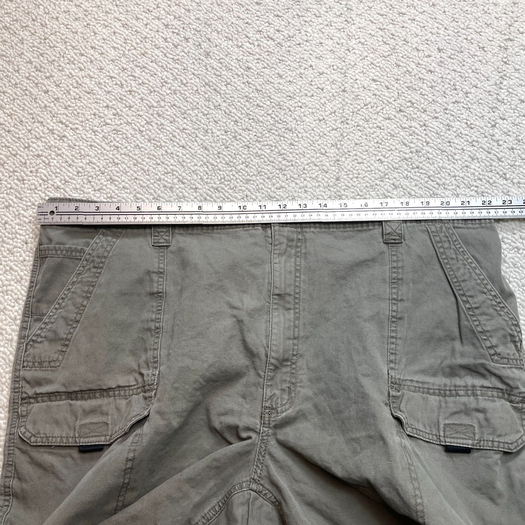 Wrangler Wrangler Shorts Mens 44 Cargo Pocket 8" Inseam Cotton Solid Green Casual Laundry Ready Mens Regular Waist 44 Colorful 90s Theme Size US 44 / EU 60 - 5 Thumbnail