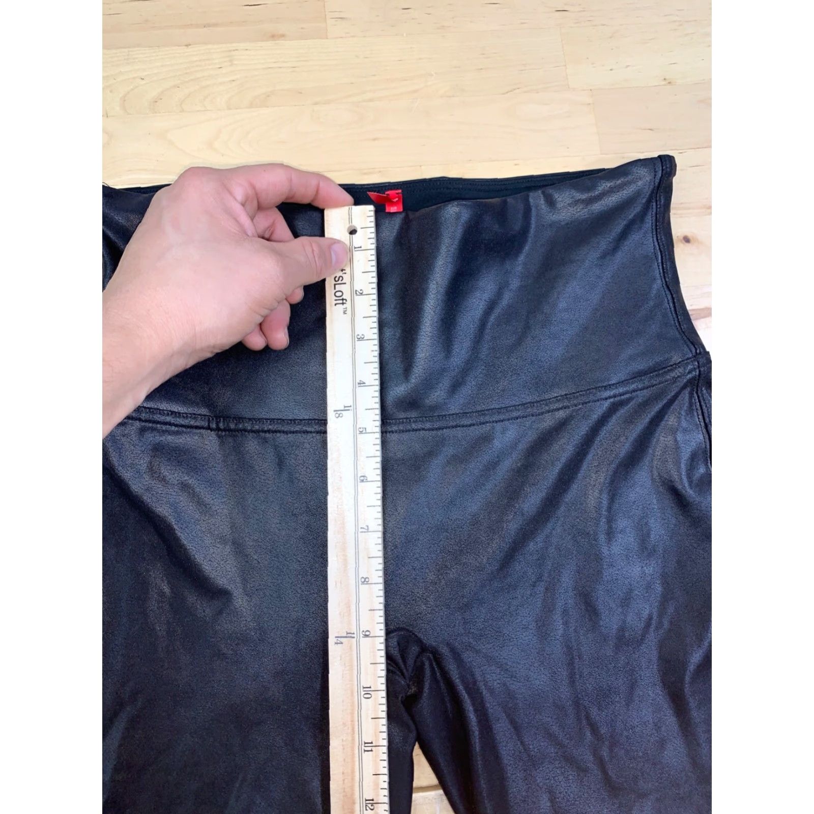 Spanx Spanx Leggings Womens L Black Faux Leather Shiny Shaping Slimming 10432 Size 36" / US 14 / IT 50 - 5 Thumbnail