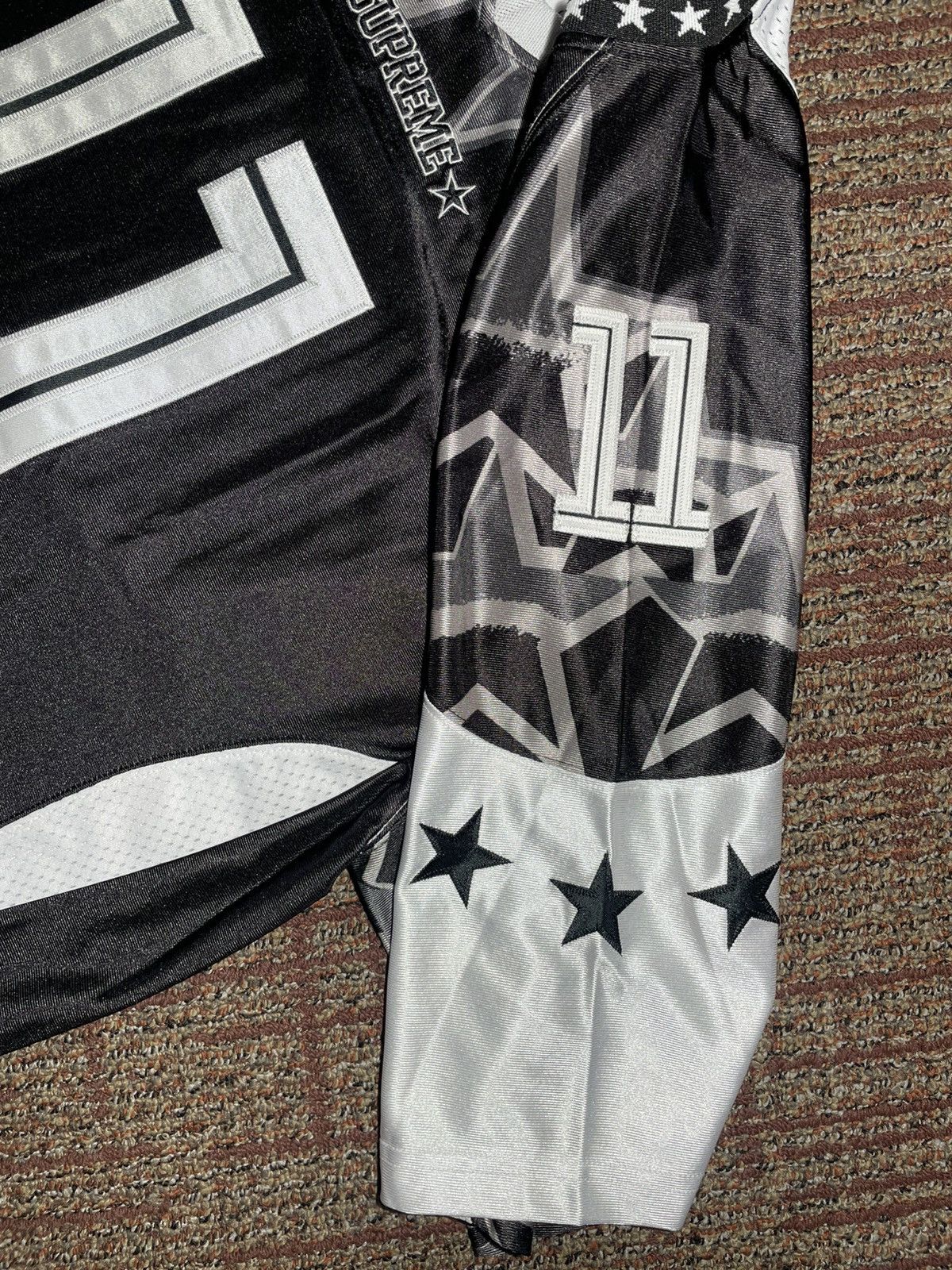 Supreme Supreme Stars Football Jersey (Medium) Size US M / EU 48-50 / 2 - 3 Thumbnail
