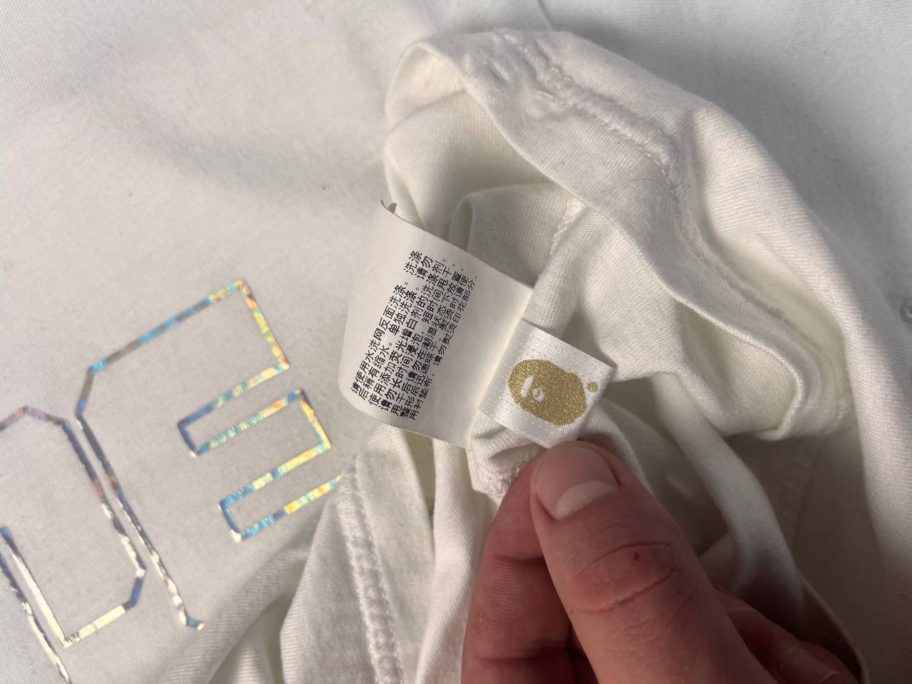 Bape Hologram Bape Tee Size US M / EU 48-50 / 2 - 13 Thumbnail