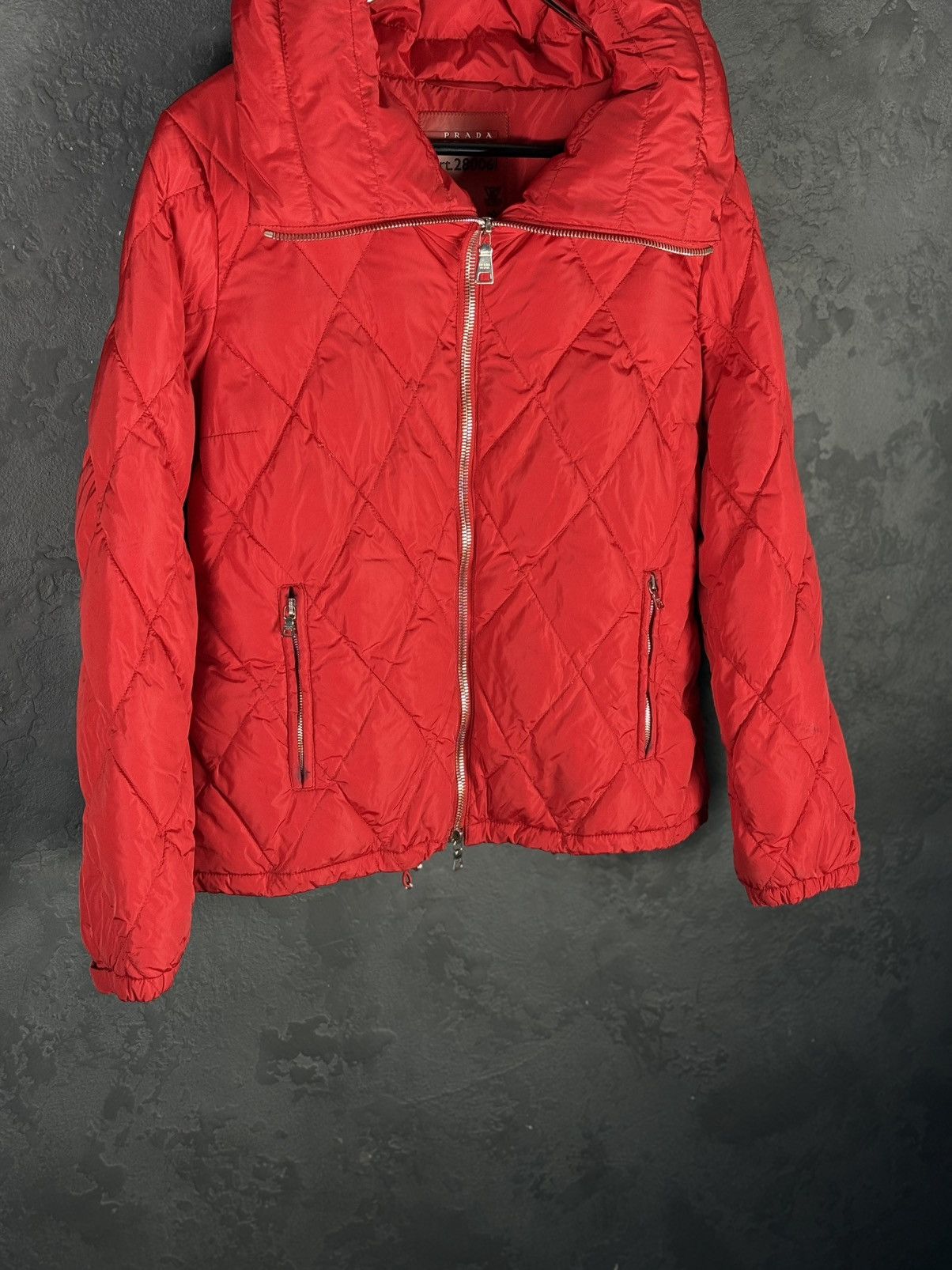 Prada 2008 Prada Red Diamond Women’s Quilted Puffer Jacket Size XL / US 12-14 / IT 48-50 - 5 Thumbnail