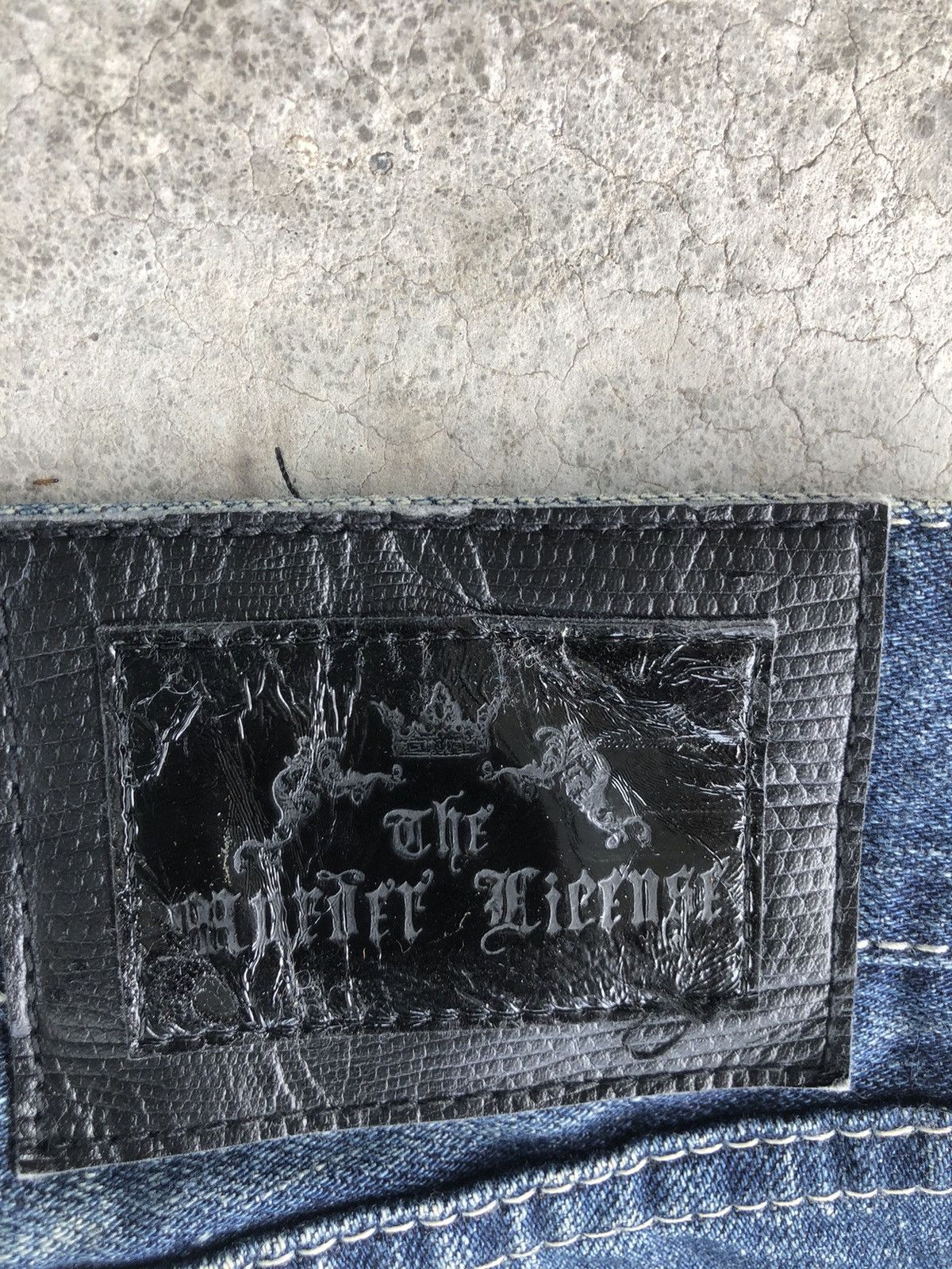 パンツ \"MURDER LICENSE\" WrinkleDustyFlaredDenim MURDER LICENSE WrinkleDustyFlaredDenim
