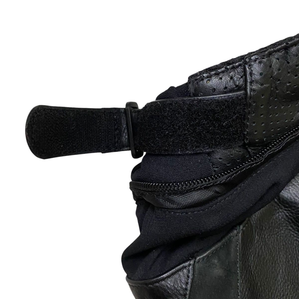 Kadoya Kushitani Motor Cycling Sport Equipment Cowhide Pant Size US 30 / EU 46 - 8 Thumbnail