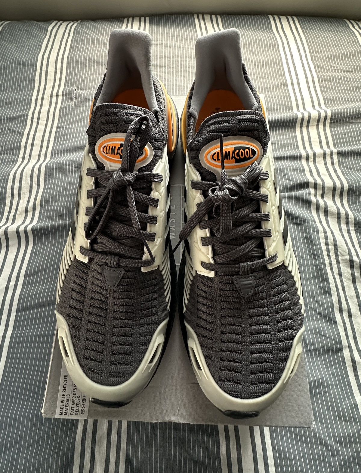 Adidas Adidas Ultraboosts Size US 11 / EU 44 - 3 Thumbnail