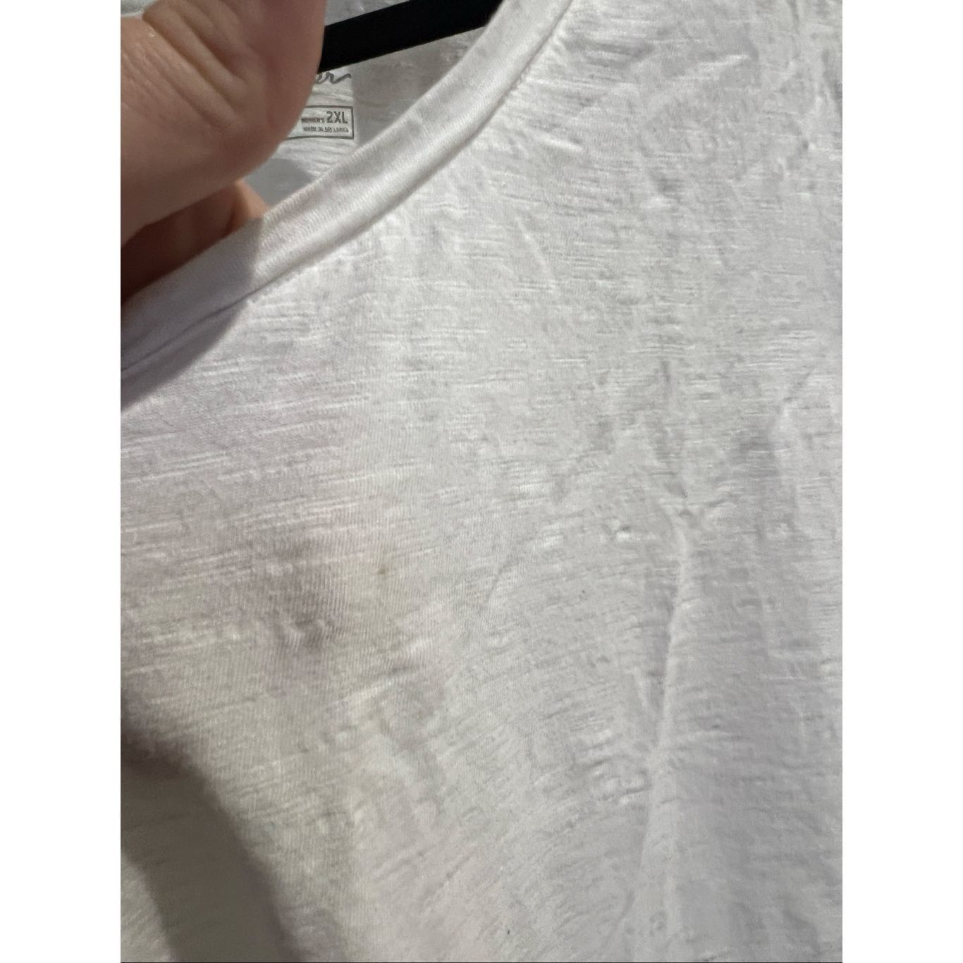 Eddie Bauer Eddie Bauer White T-Shirt Woman’s Size 2XL Flawed-Stains Size XXL / US 16-18 / IT 52-54 - 3 Thumbnail