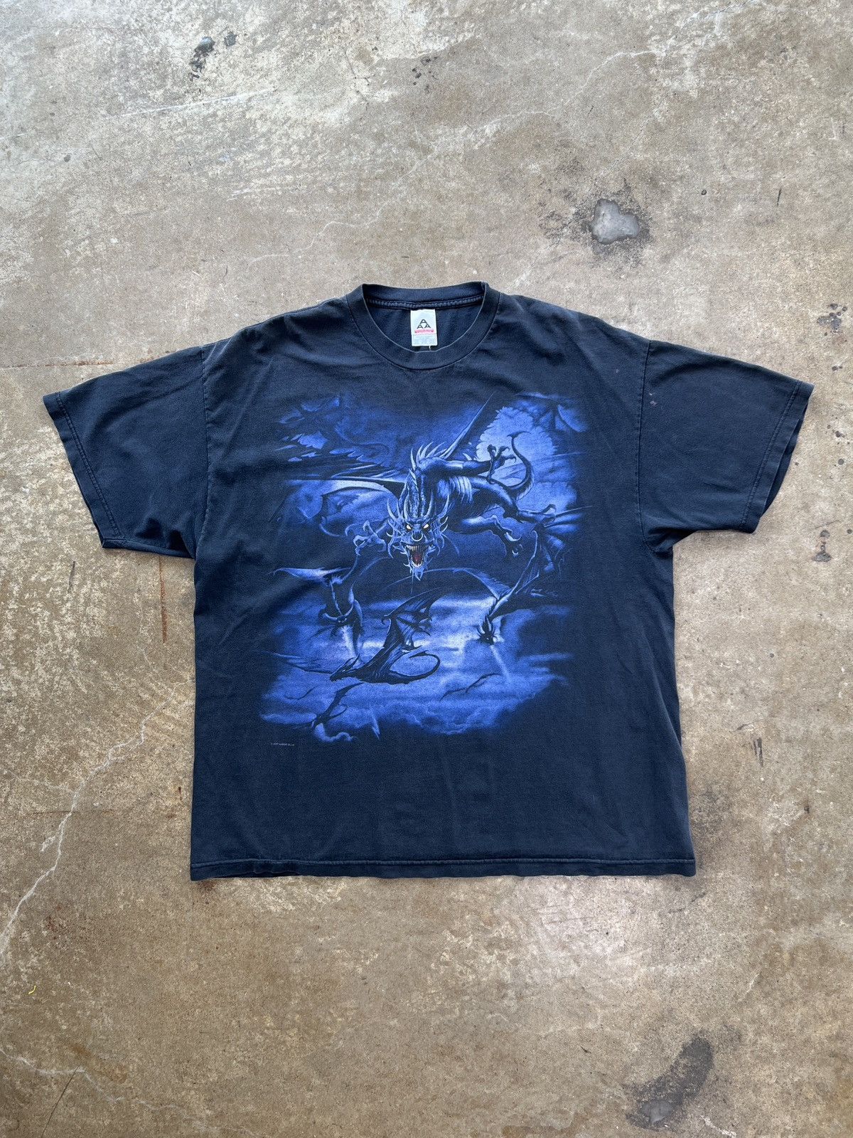 Vintage Vintage Y2K 2007 Medieval Dragon Full Front Graphic Tee XXL Size US XXL / EU 58 / 5 - 2 Thumbnail