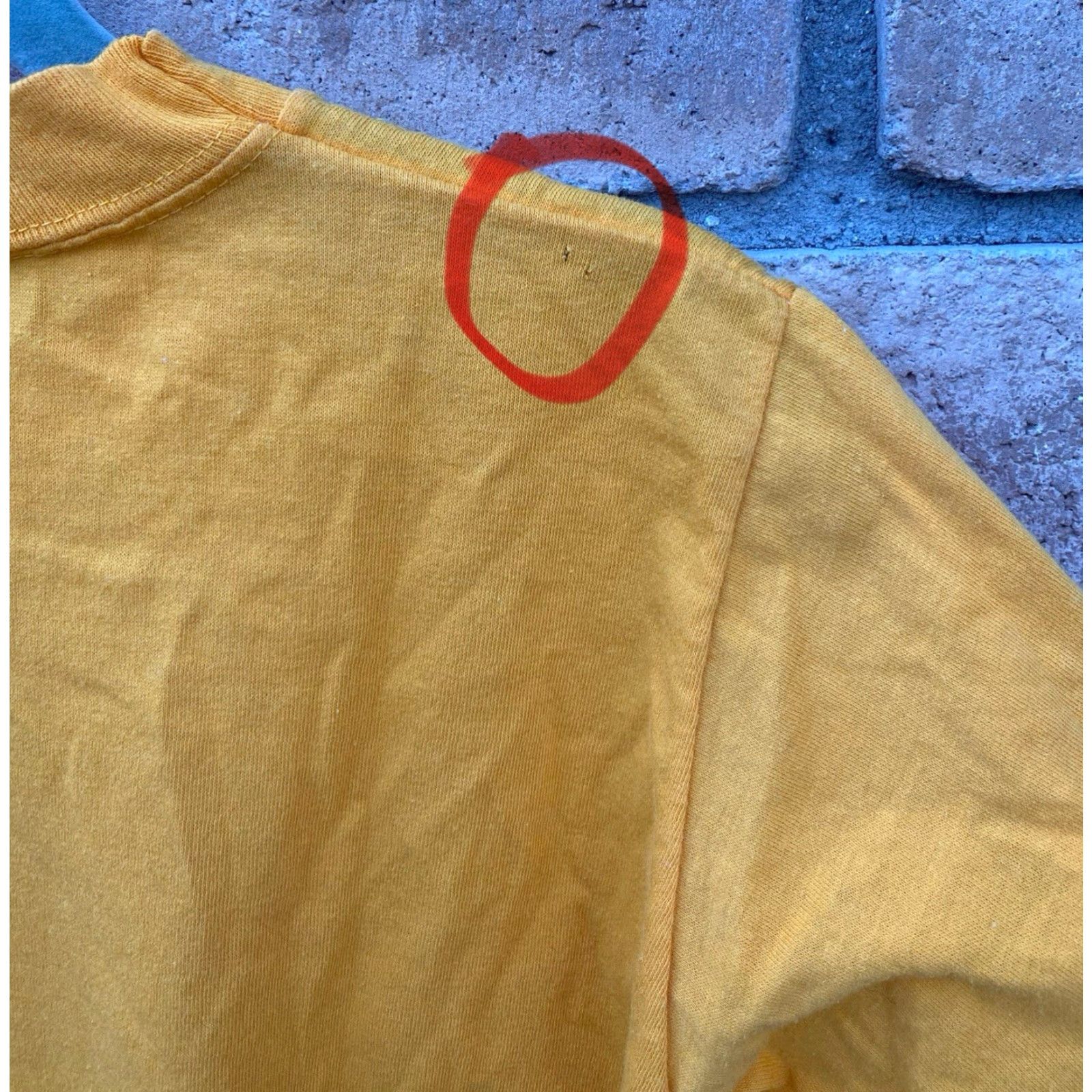Vintage VINTAGE Sportswear T-Shirt Short Sleeve Men S Yellow USA Graphic Print 1980s Sunset Sundowners Small Size US S / EU 44-46 / 1 - 7 Thumbnail