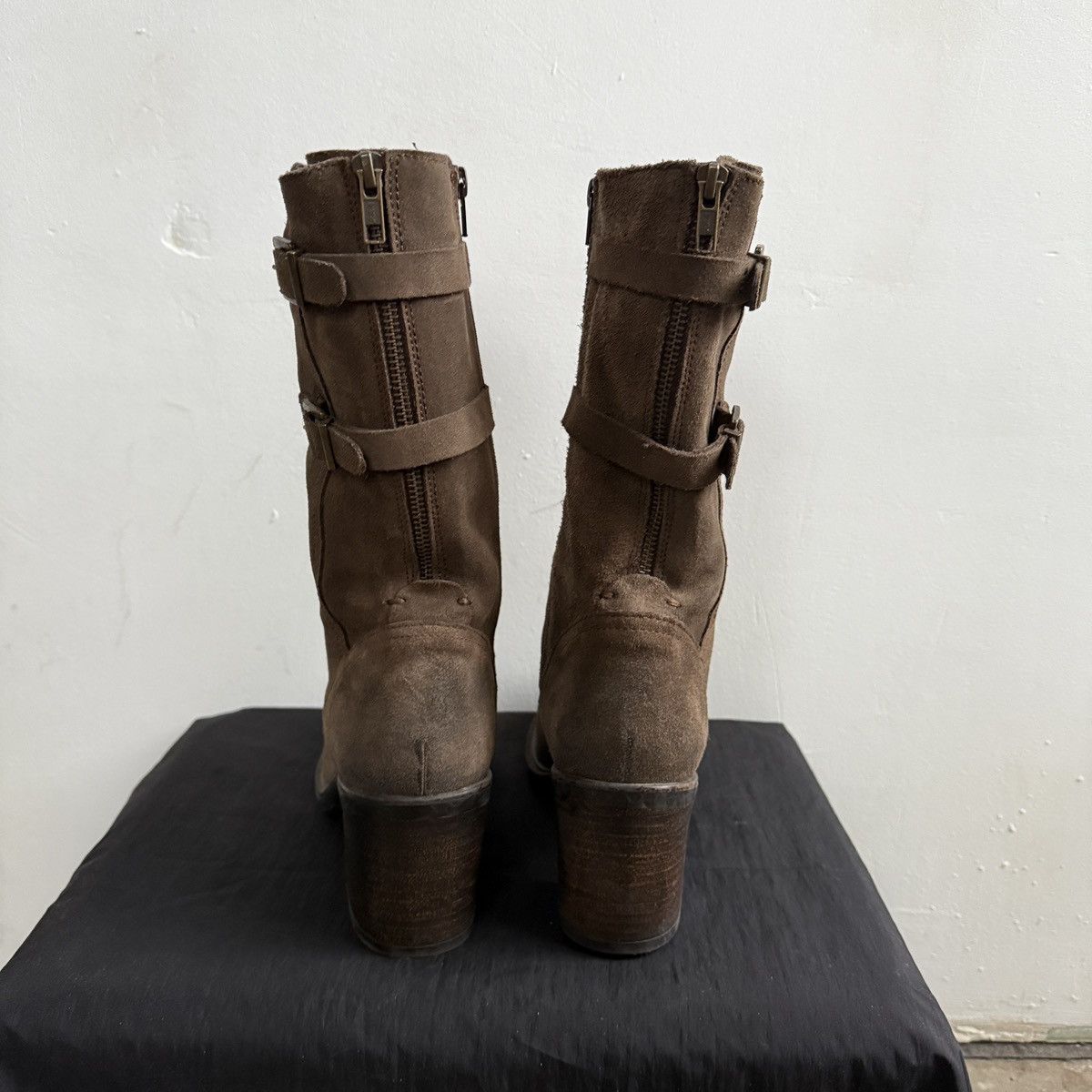 Vintage Vintage Italy Heel Suede Boots Size US 5 / IT 35 - 7 Thumbnail