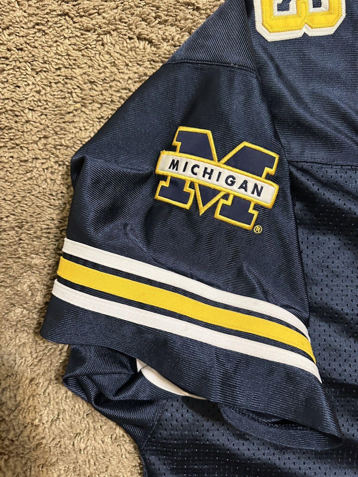 NCAA × Vintage Vintage NCAA Michigan Wolverines jersey 90s size 2XL Size US XXL / EU 58 / 5 - 3 Thumbnail