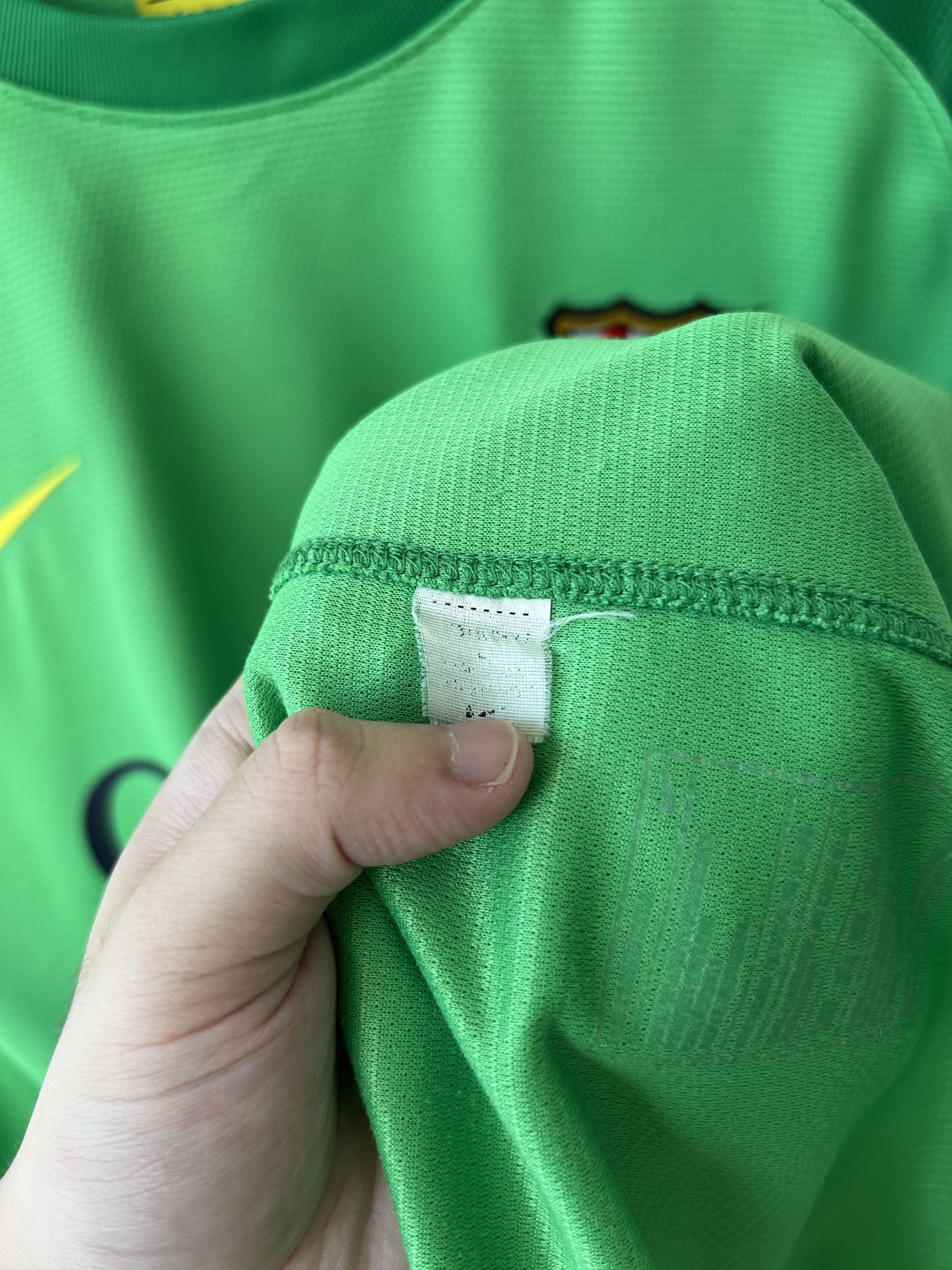 Nike (L) Barcelona 2013-14 GK Player Version kit V. Valdes #1 Size US L / EU 52-54 / 3 - 5 Thumbnail