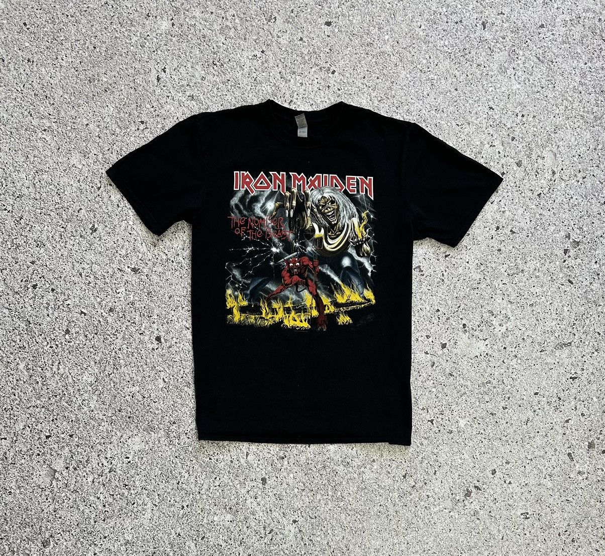 Band Tees × Vintage Vintage 2010 Iron Maiden The Number Of The Beast T-Shirt Size US L / EU 52-54 / 3 - 2 Thumbnail