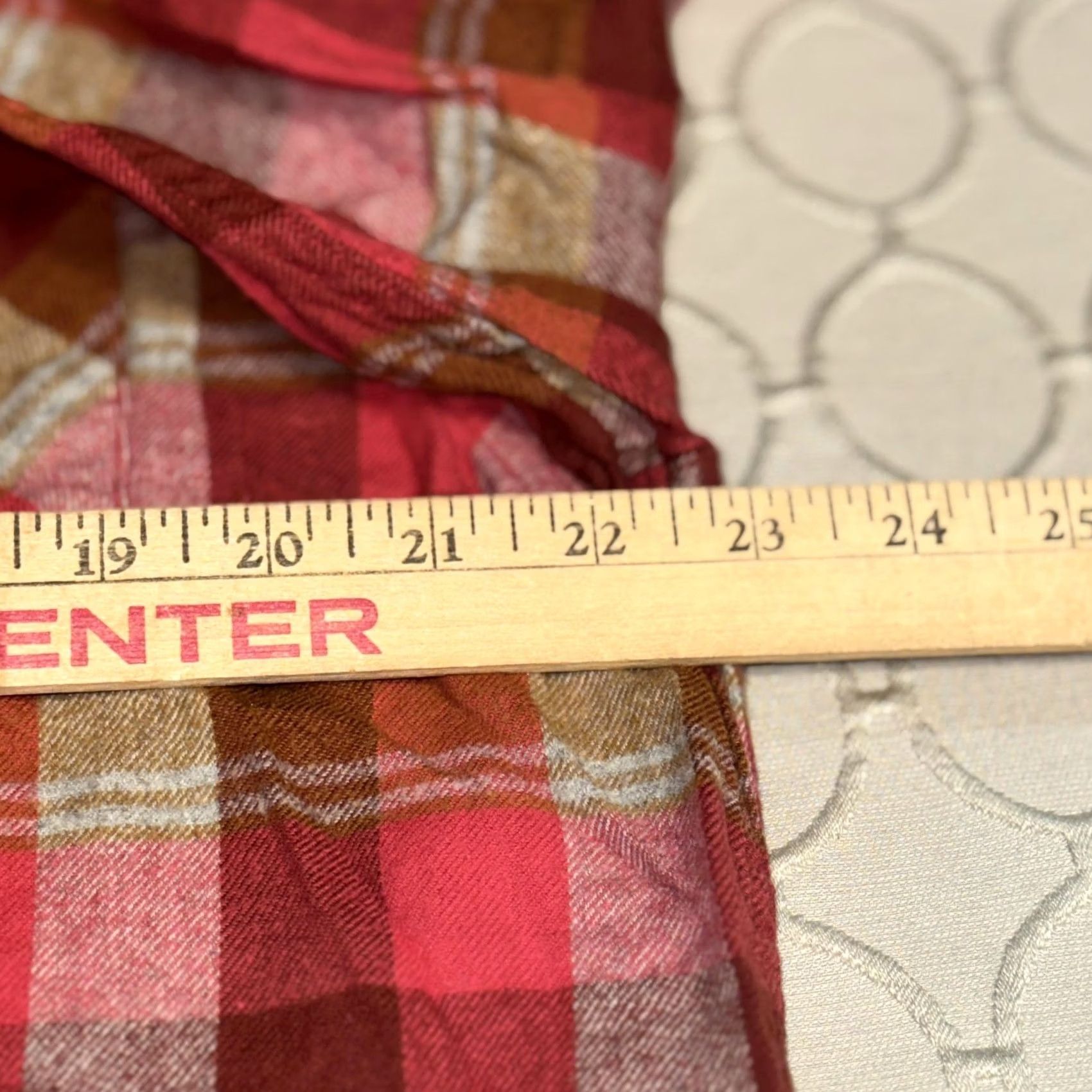 Quiksilver Quiksilver Shirt Mens 2XL Red Plaid Flannel Button Front Long Sleeve Regular Fit Size US XXL / EU 58 / 5 - 7 Thumbnail