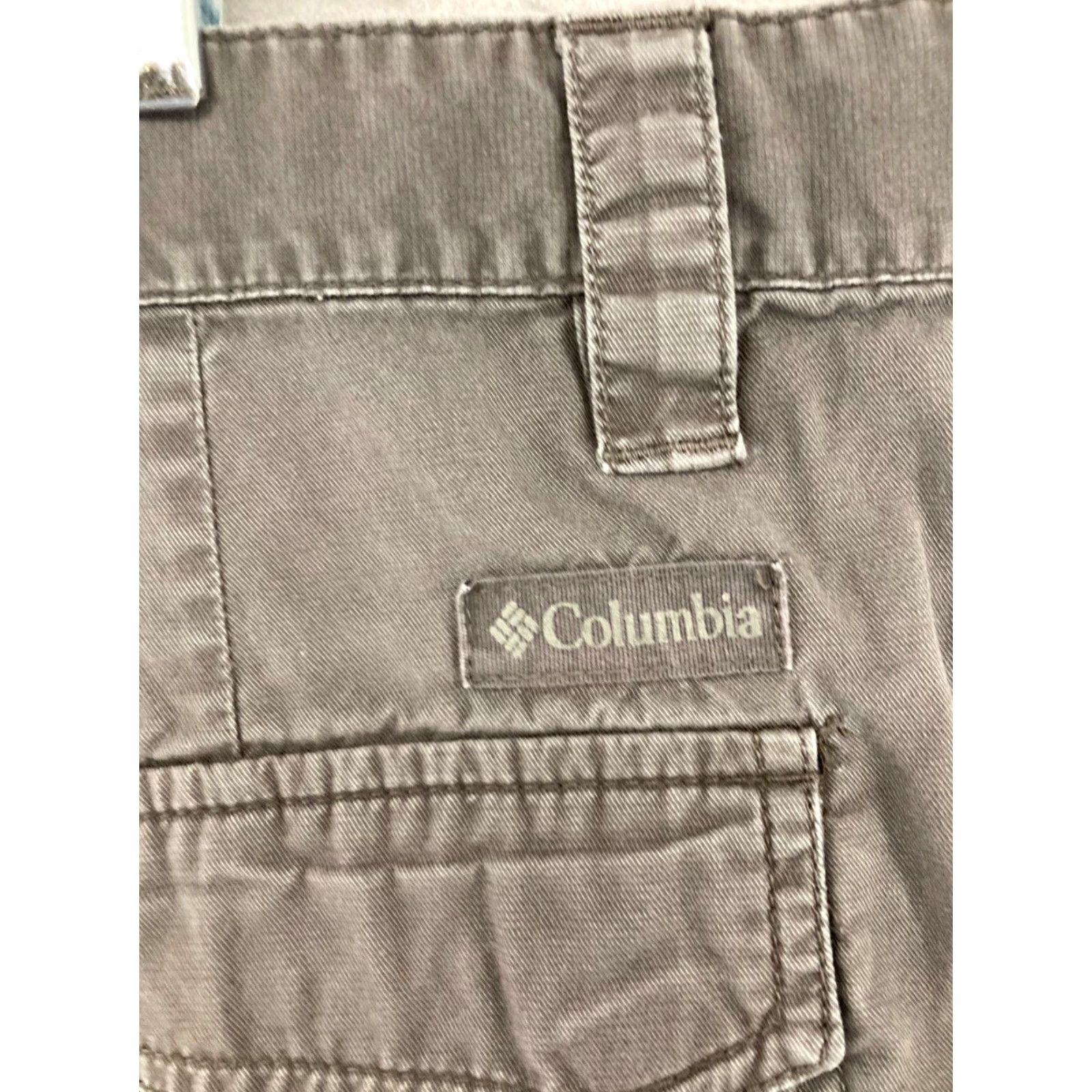 Vintage Columbia Mens Shorts 34 Gray Outdoor Cargo Pocket Shorts Size US 34 / EU 50 - 7 Thumbnail