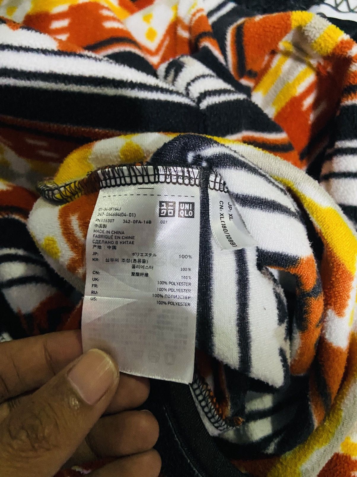 Uniqlo Uniqlo Knitwear Micro Fleece Size US L / EU 52-54 / 3 - 6 Thumbnail