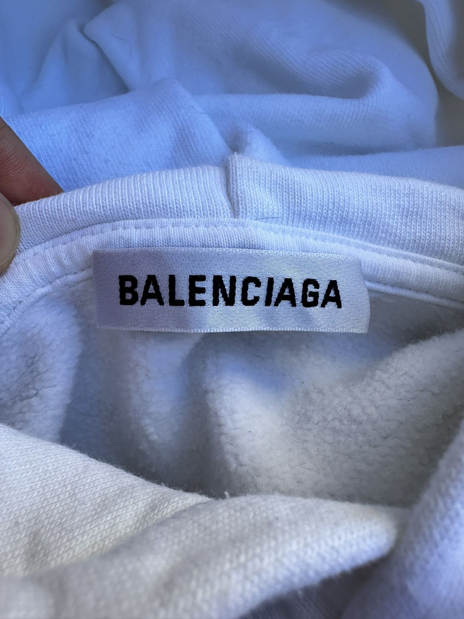 Balenciaga Balenciaga Sweatshirt Paris Laurel Logo White Hoodie Size US S / EU 44-46 / 1 - 8 Thumbnail