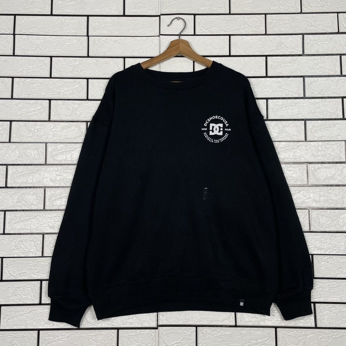 DC DC Shoe Co USA Crewneck Sweatshirt Size US M / EU 48-50 / 2 - 1 Thumbnail
