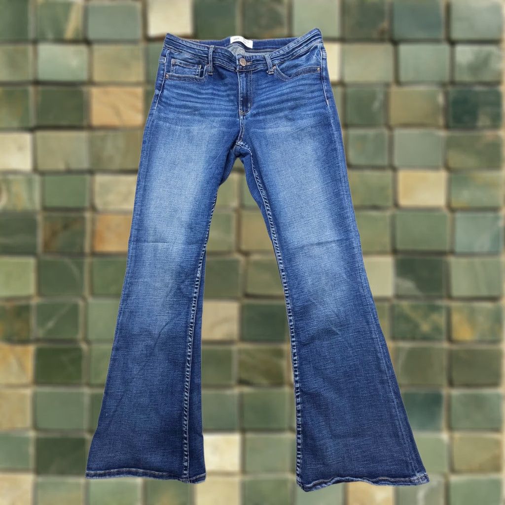 Vintage Buckle BKE Payton Flare Jeans Blue Boho Mid Rise Stretch Bell Size 30 x 33.5 Women Size 30" / US 8 / IT 44 - 1 Thumbnail
