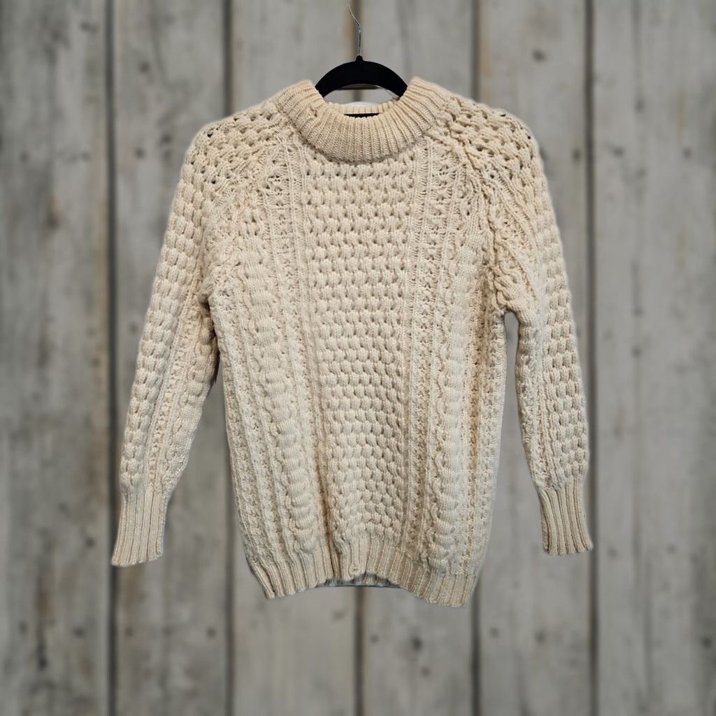 Vintage VINTAGE Carraig Aran Knitwear Hand Knit Cable Pure Wool Irish Sweater Mens 34 Ivory 1980s Wool Men's 34 Size US S / EU 44-46 / 1 - 1 Thumbnail