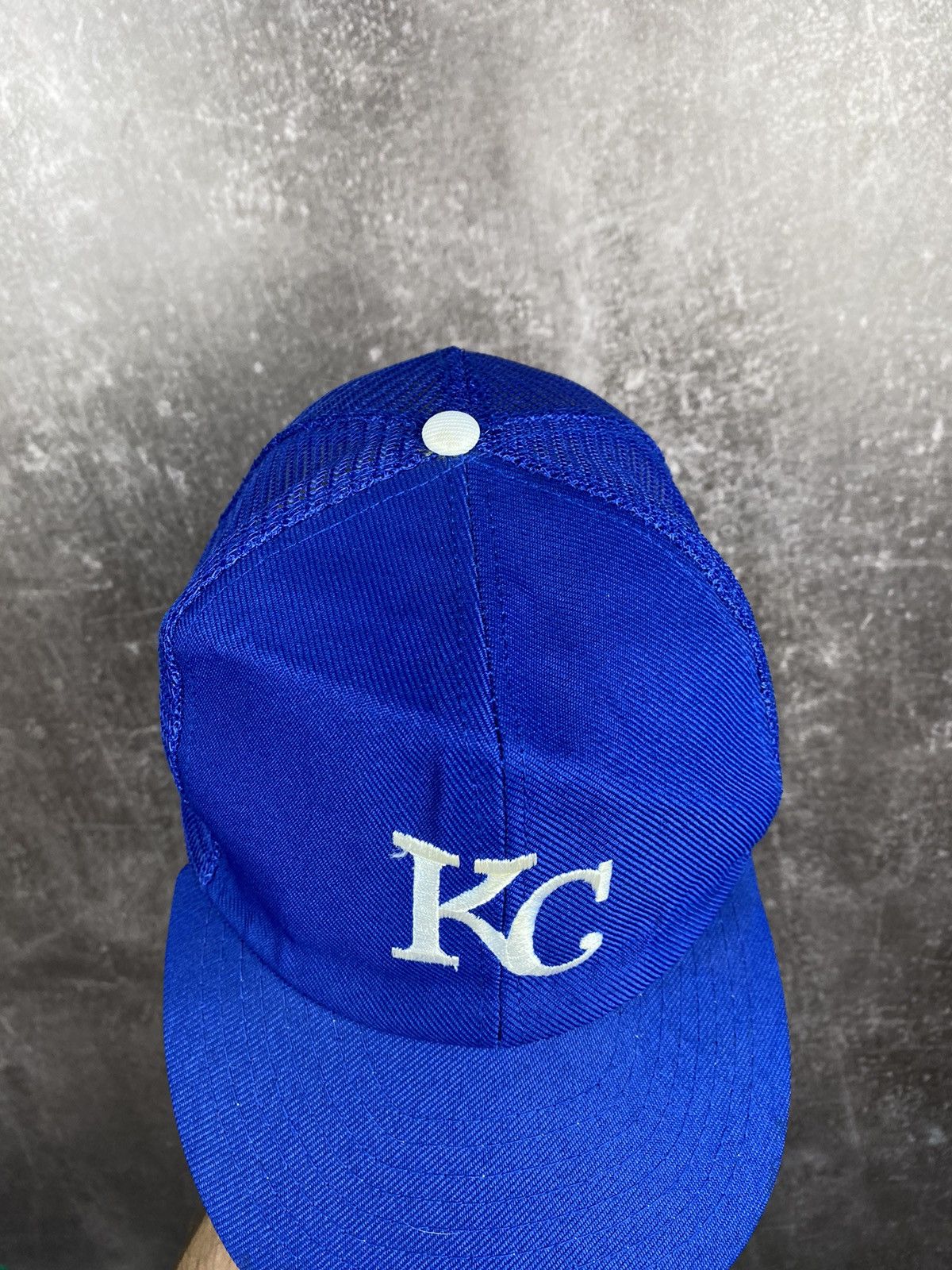 MLB × Vintage Vintage 90s Kansas City Royals Trucker Cap Size ONE SIZE - 2 Thumbnail
