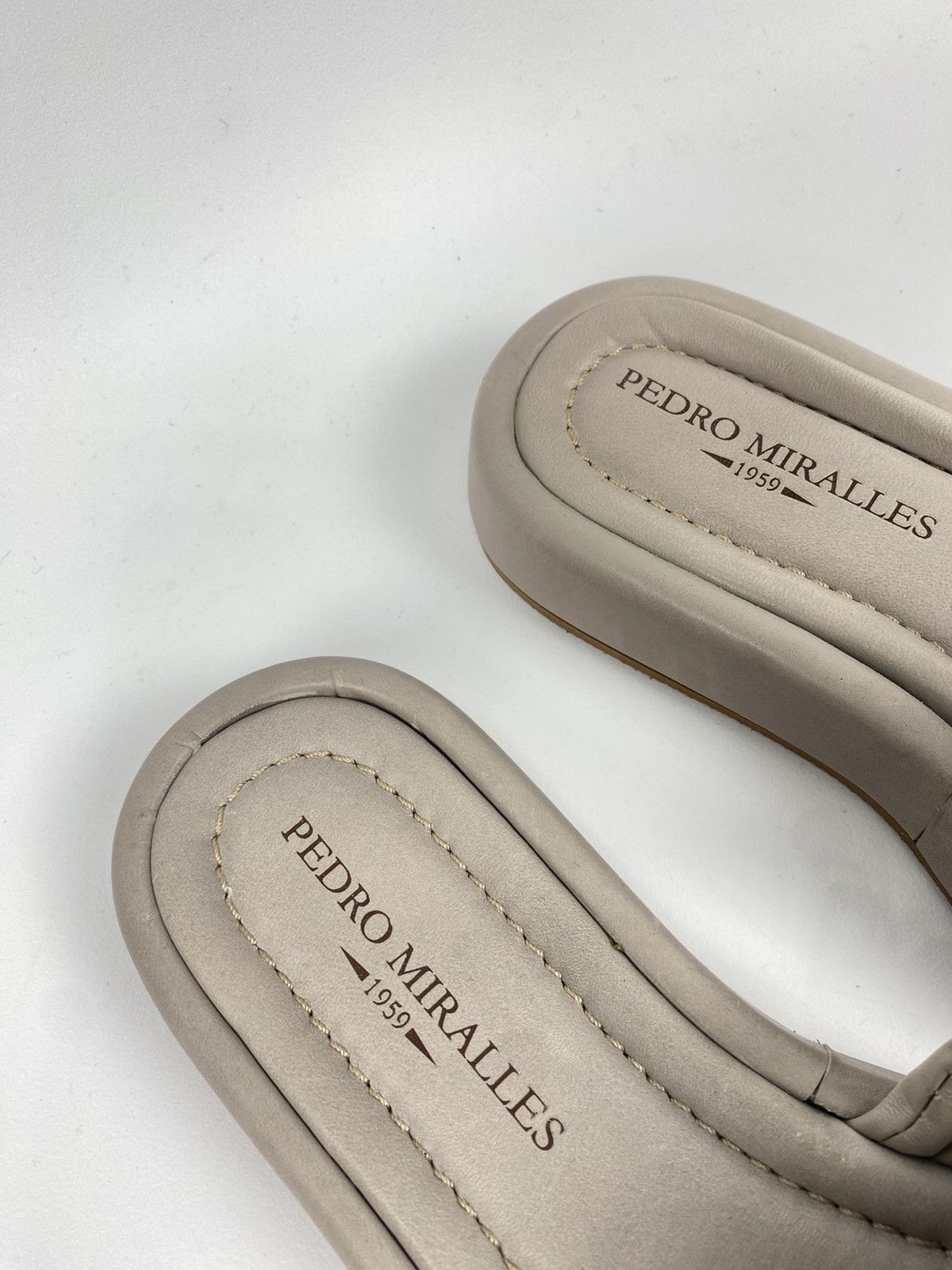 Designer Pedro Miralles Genuine Leather Slides Flats size 38 Size US 8 / IT 38 - 6 Thumbnail
