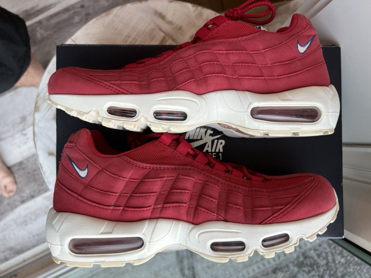 Nike Nike Air Max 95 TT Pull Tab Gym Red Size 9 AJ1844-600 Size US 9 / EU 42 - 6 Thumbnail