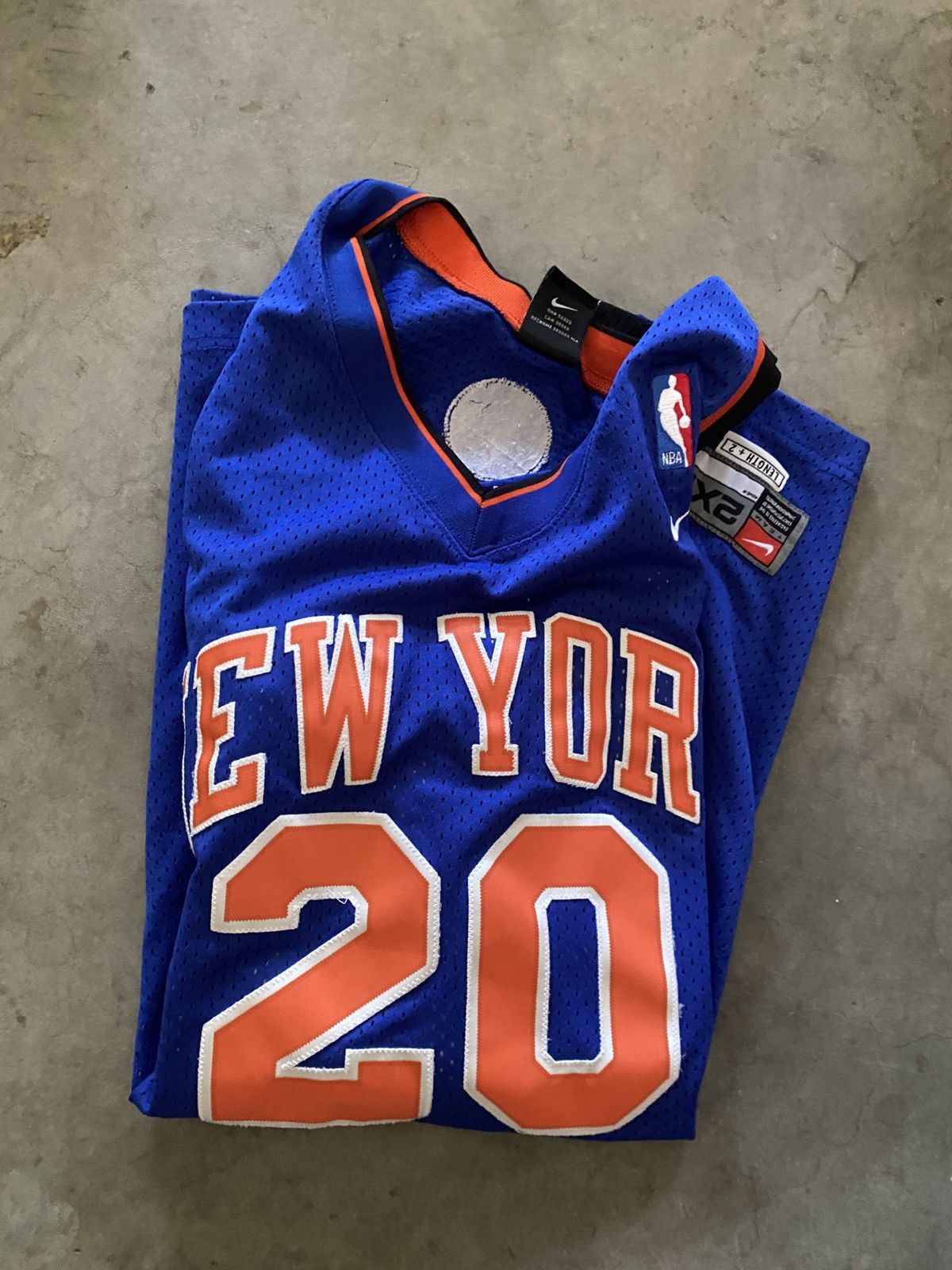 Nike Vintage Nike New York Knicks Allan Houston Jersey Size US XXL / EU 58 / 5 - 1 Thumbnail