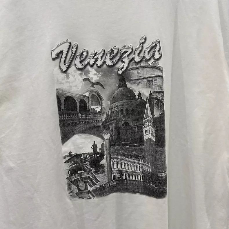 Balenciaga Balenciaga Venezia Venice Printed Short Sleeve, Size XS Wh Size US XS / EU 42 / 0 - 4 Thumbnail