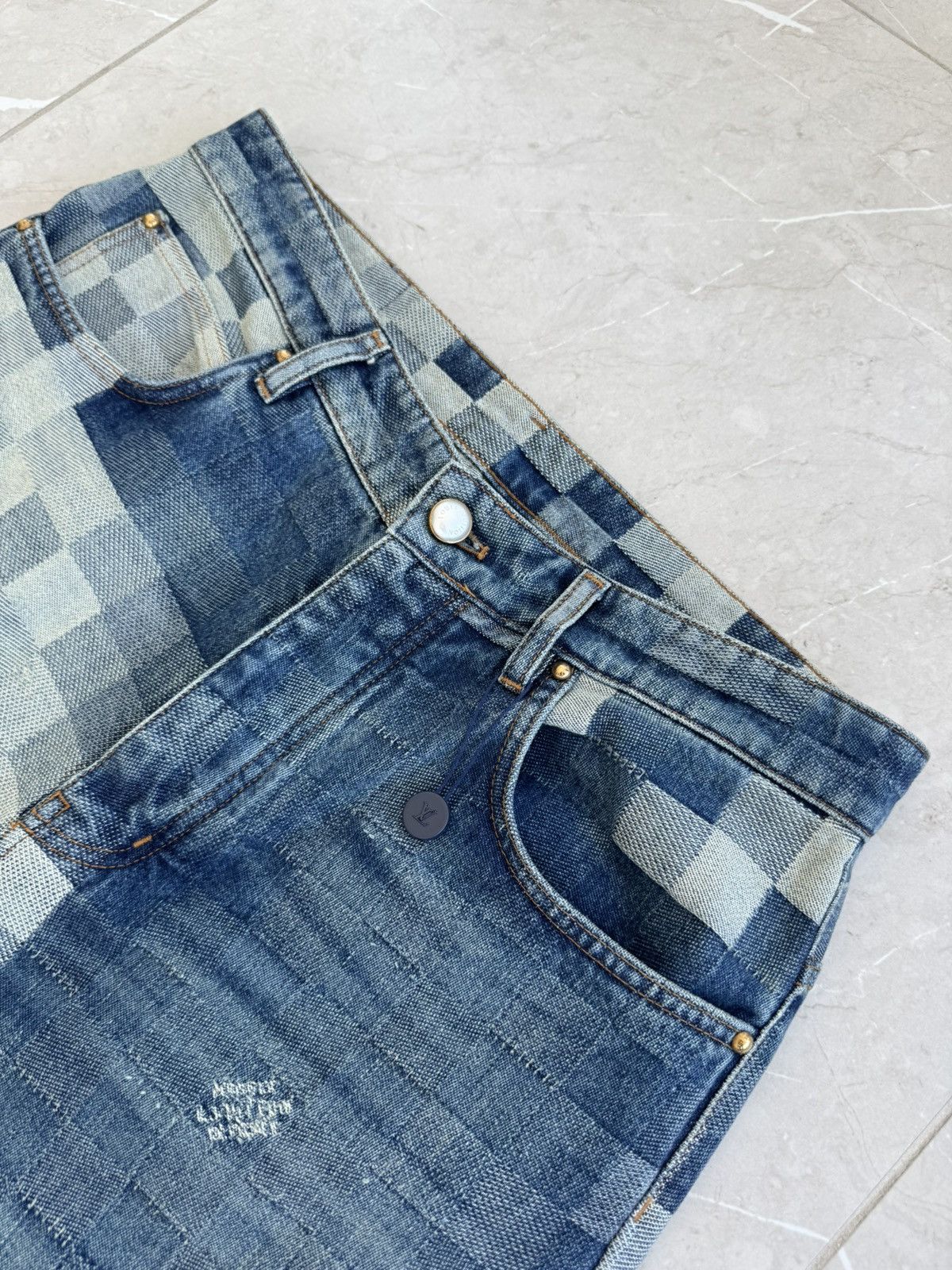Louis Vuitton BLUE LV DAMOFLAGE SKATER JEANS Size US 30 / EU 46 - 3 Thumbnail