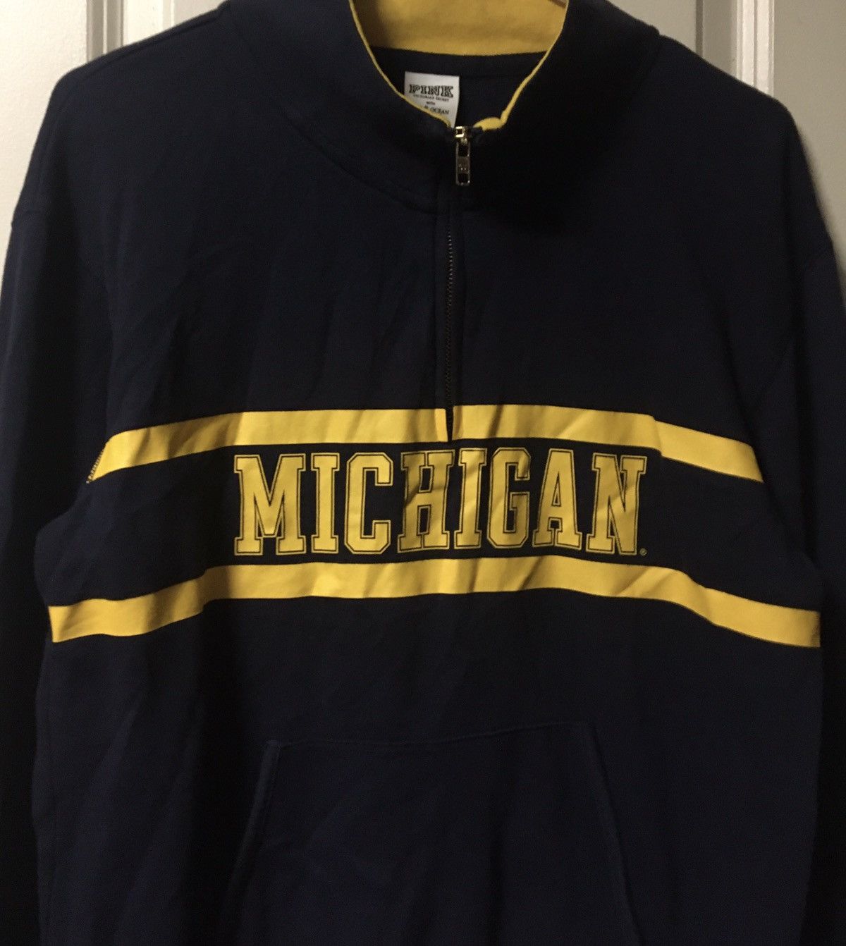 Victoria's Secret Victoria Secret PINK Women’s Sweatshirt Small Michigan Size S / US 4 / IT 40 - 8 Thumbnail