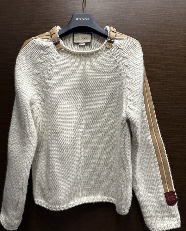 image of Gucci 2022 Lana Wool Knitted Leather Belt Detail Sweater in Beige, Men's (Size Small)