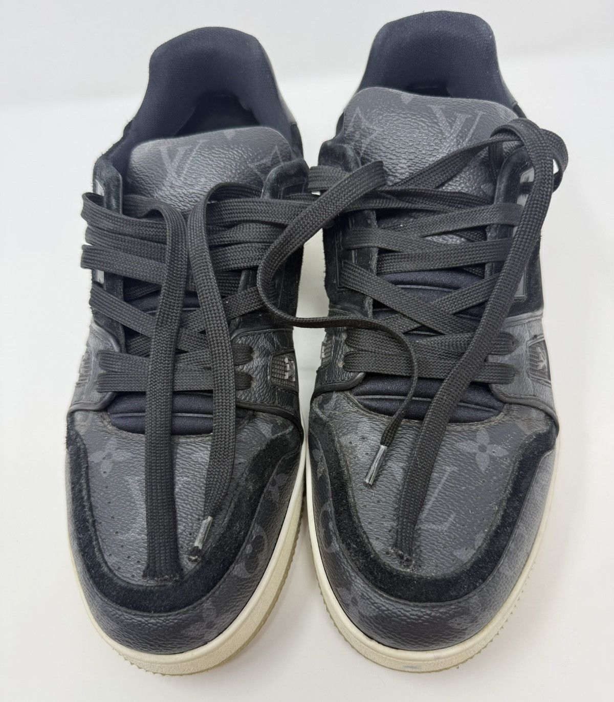 Louis Vuitton Louis Vuitton Trainer Sneaker Black Monogram Size US 9 / EU 42 - 9 Thumbnail