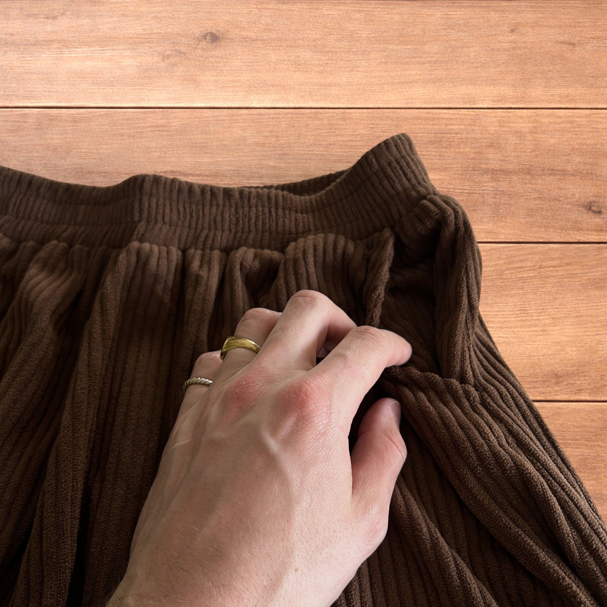 Japanese Brand Super baggy wide leg corduroy trousers joggers in brown. Size US 36 / EU 52 - 3 Thumbnail