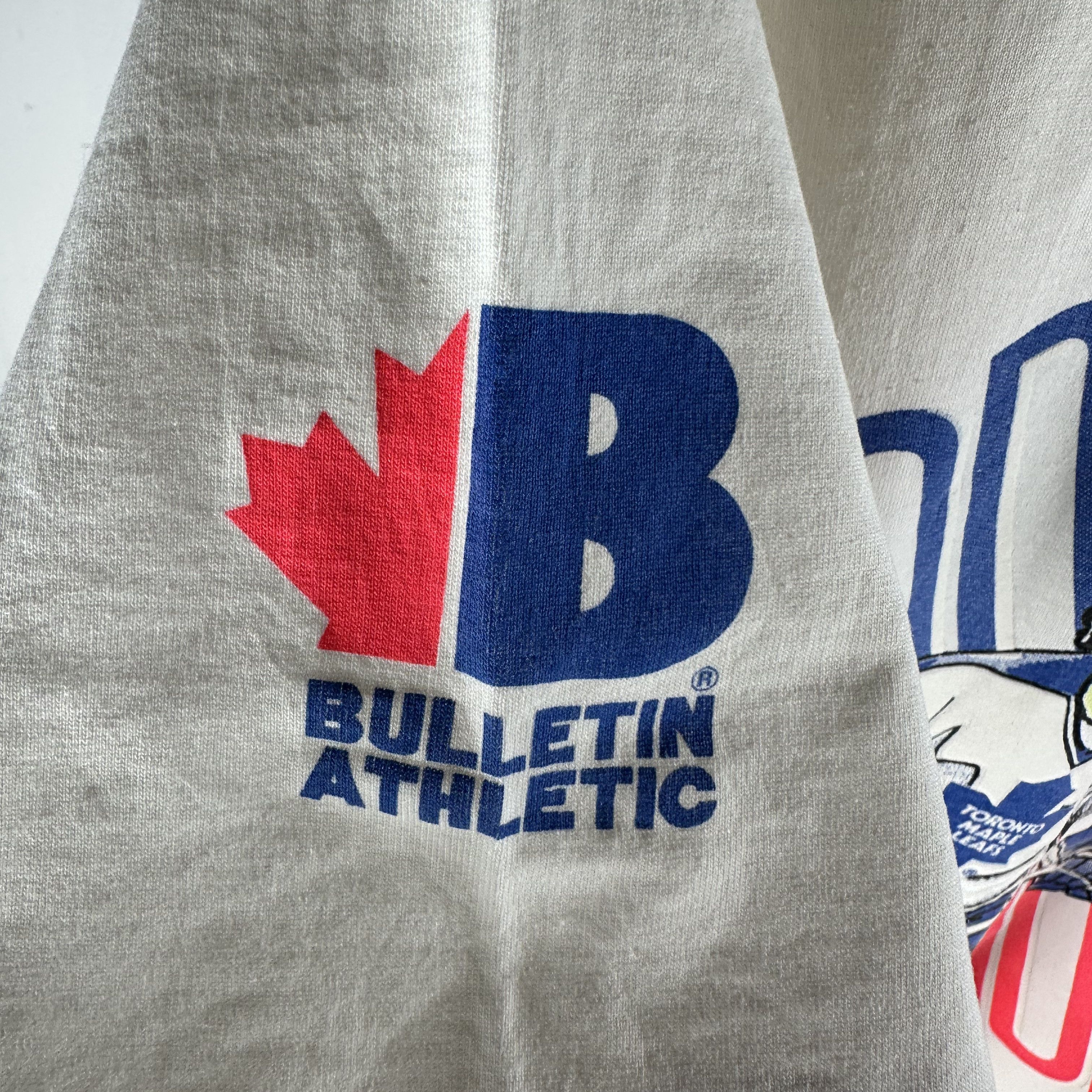 Vintage 1990 Toronto Maple Leafs NHL Bulletin Athletic AOP Tee Size US XL / EU 56 / 4 - 8 Thumbnail