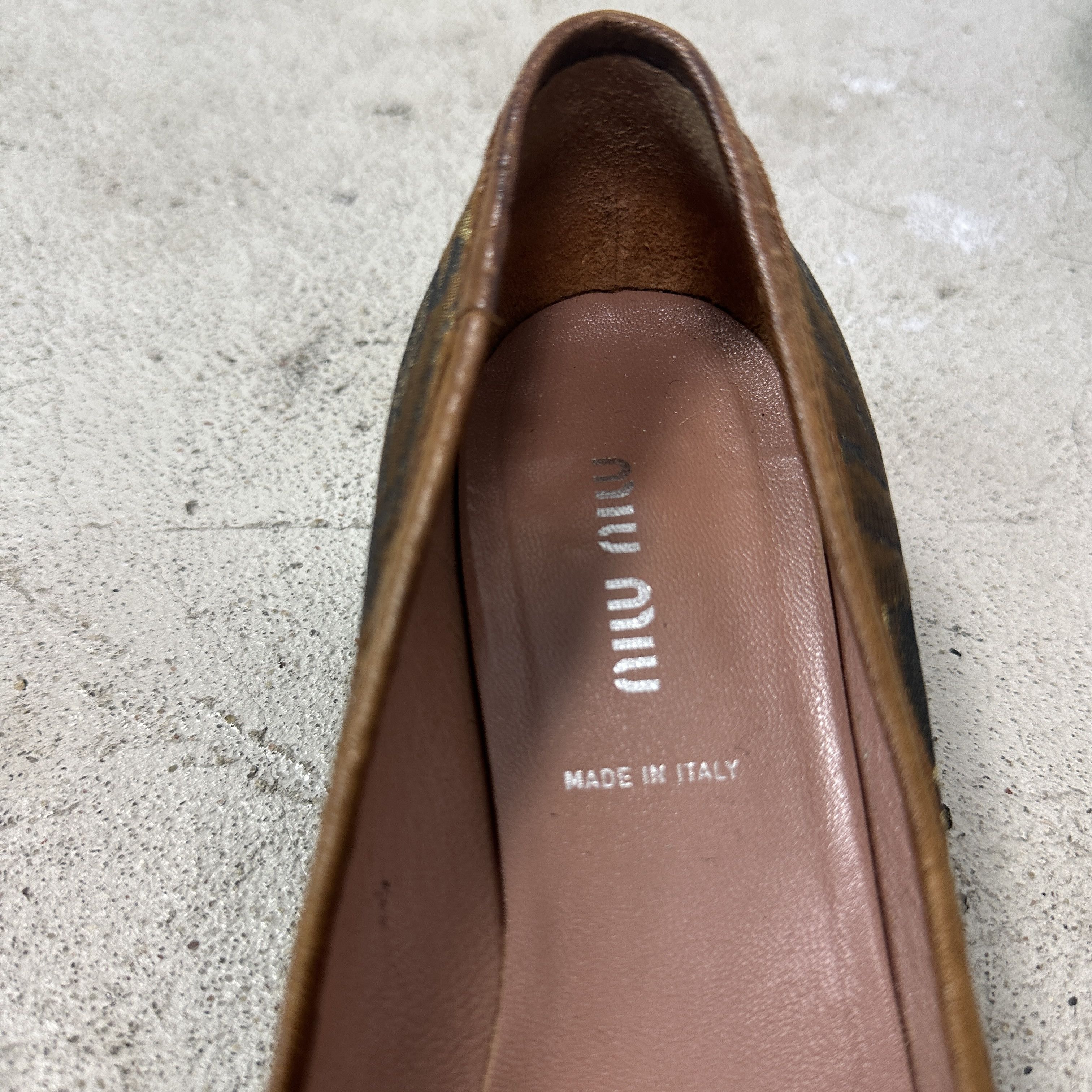 Miu Miu Vintage Jacquard Embellished Miu Miu Kitten Heels 00s Size US 6.5 / IT 36.5 - 8 Thumbnail