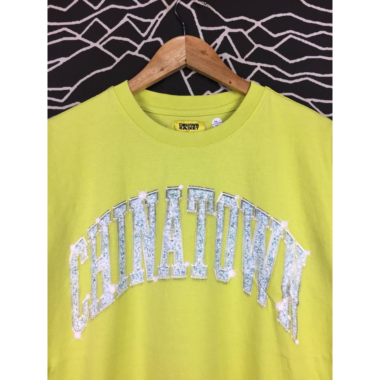 Market × Vintage Chinatown Market Spell Out Logo Bling Arch Tee Size US M / EU 48-50 / 2 - 3 Thumbnail