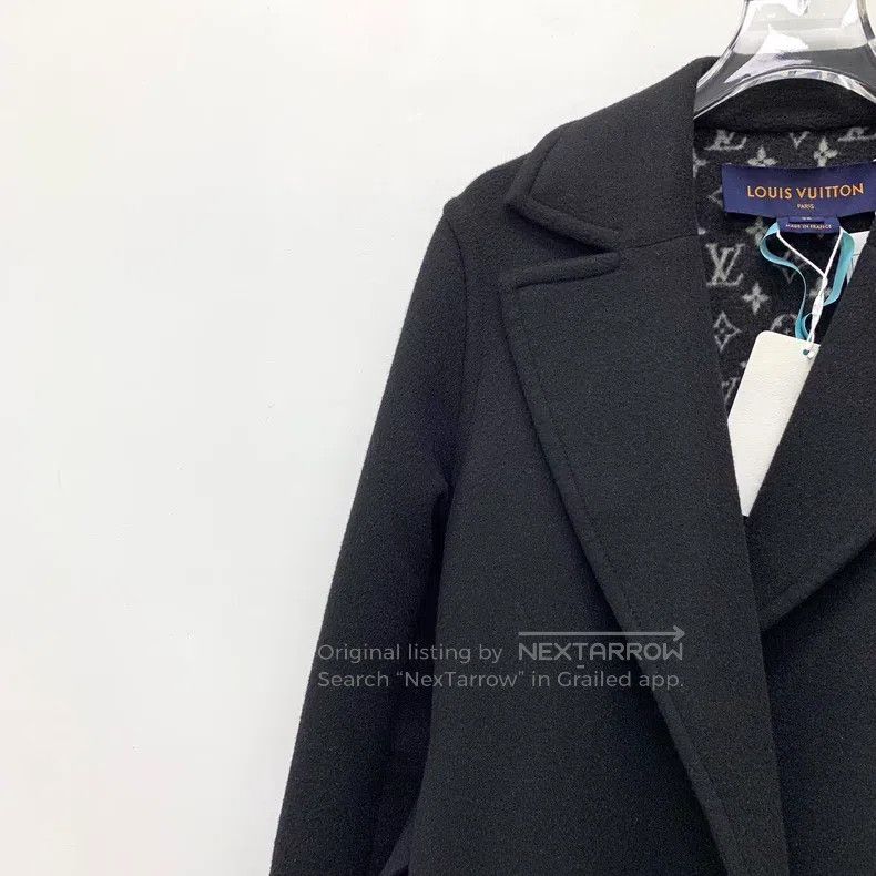 Louis Vuitton Louis Vuitton Wool lapel long-sleeve belted coat with pres Size XS / US 0-2 / IT 36-38 - 3 Thumbnail